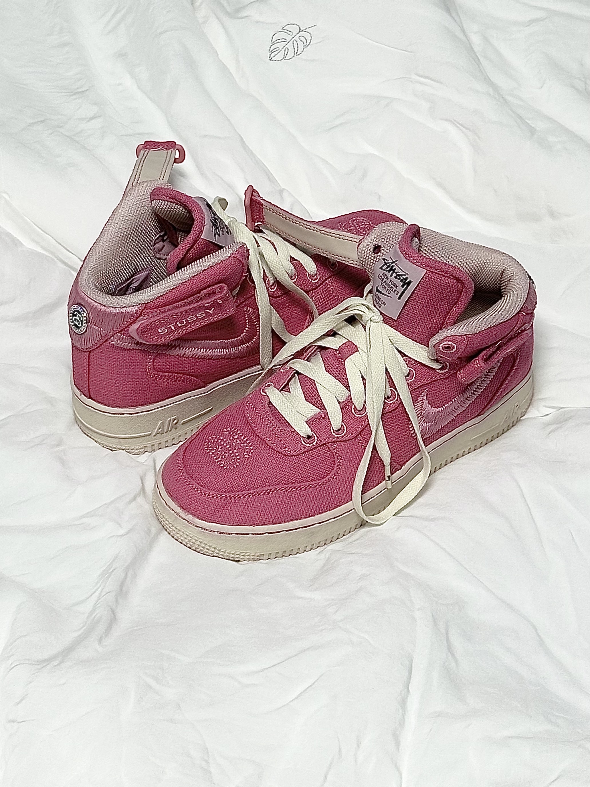 Nike x Stussy Air Force 1 '07 Mid SP Fossil 착용 스타일
