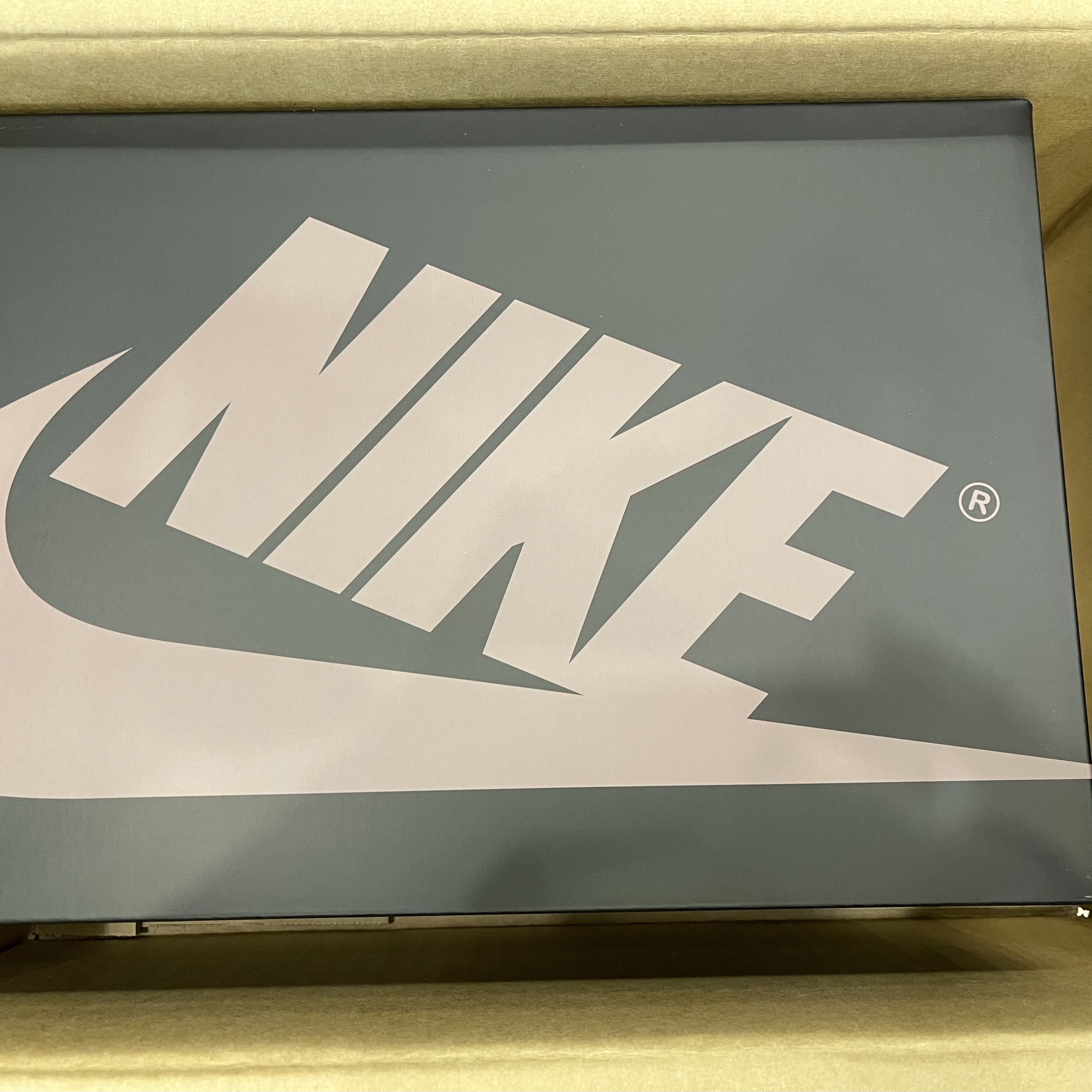 Jordan 1 Retro Low OG Mocha 착용 스타일 - 1