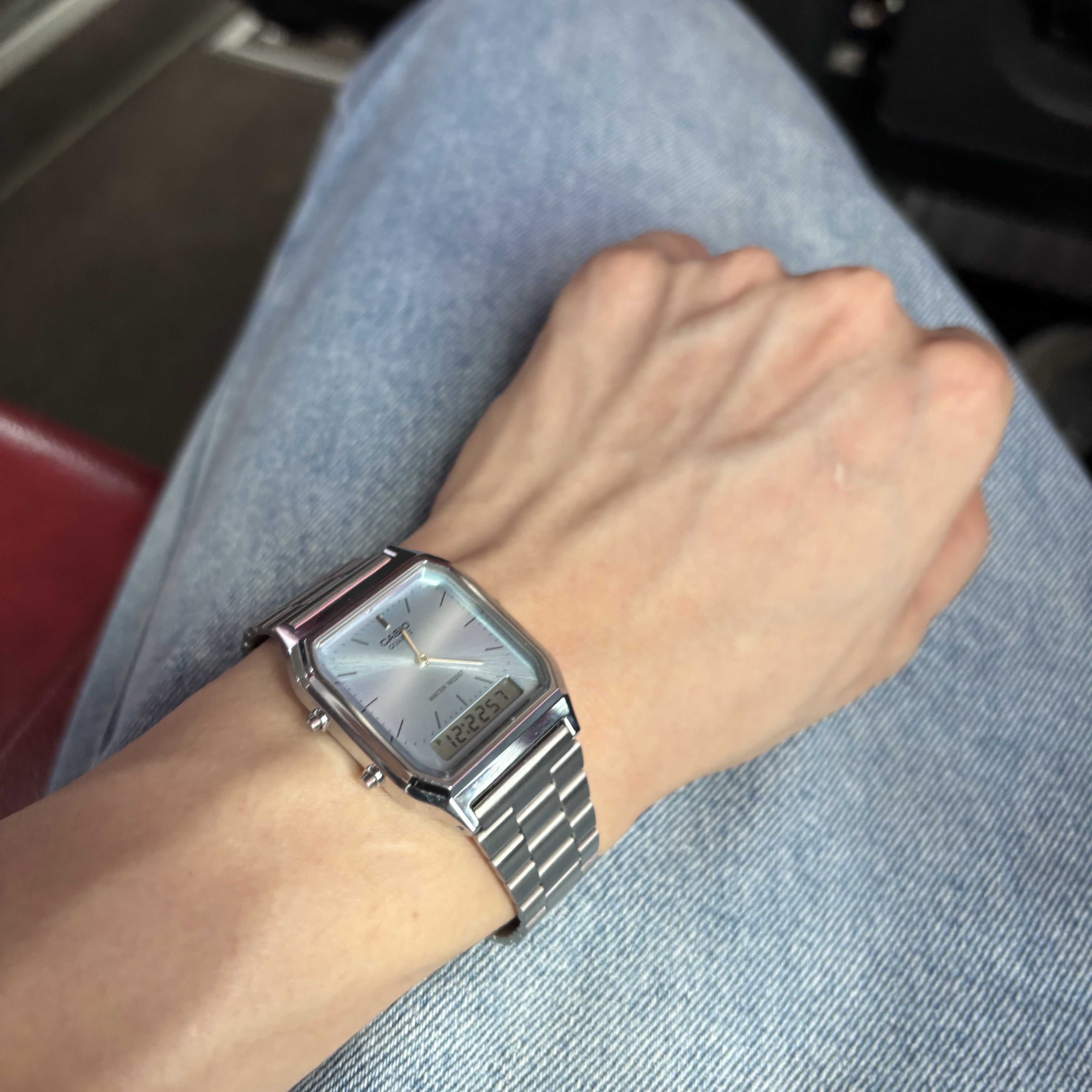 Casio AQ-230A-2A1MQY 착용 스타일