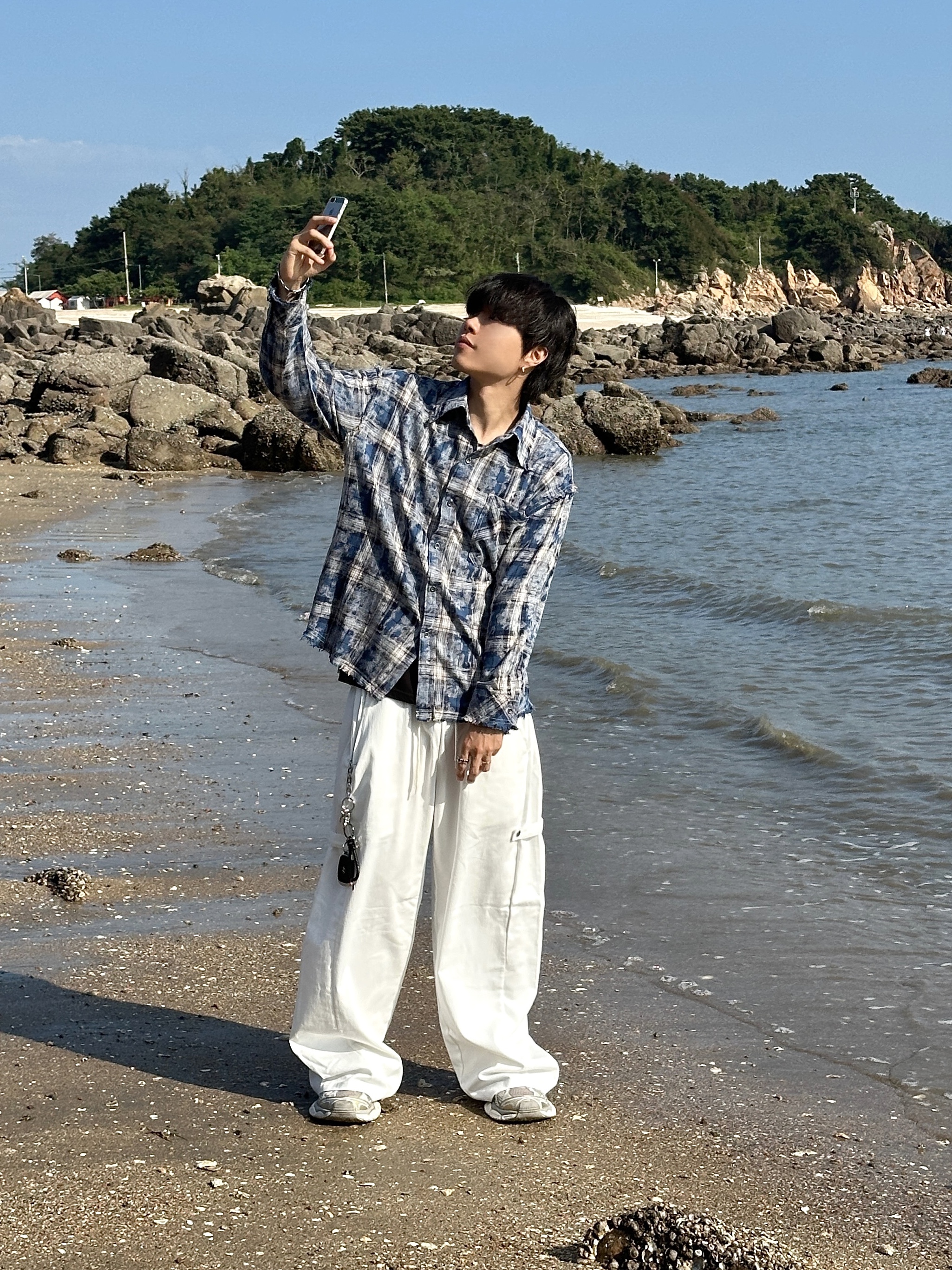 Balenciaga 3XL Sneakers Light Beige 착용 스타일 - 1