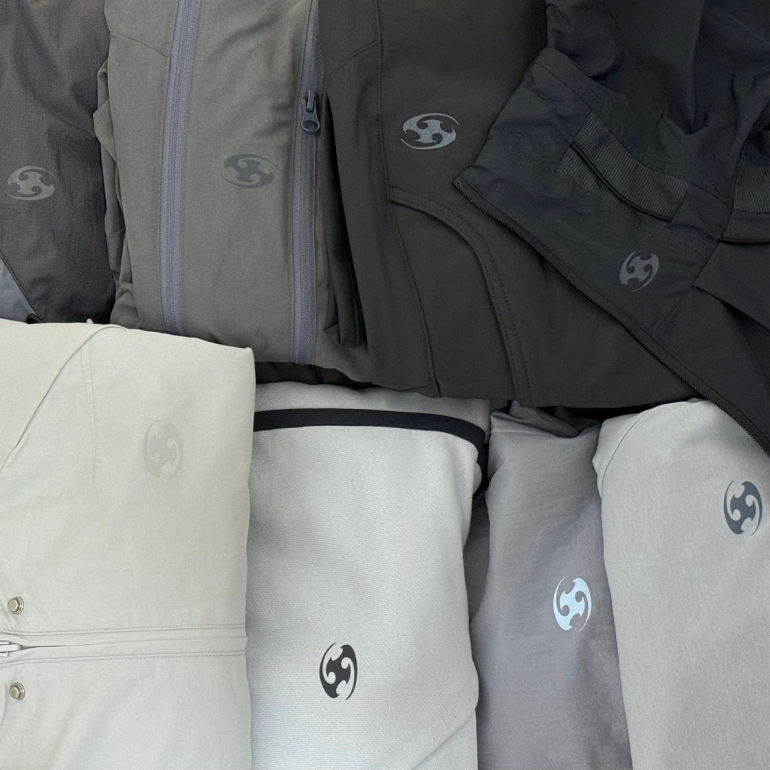 【SANSAN GEAR】 23FW ZIPPER PANTS CHARCOAL SAN SAN GEAR] 23FW SIDE SNAP PANTS V2 CHARCOAL 正規品 韓国