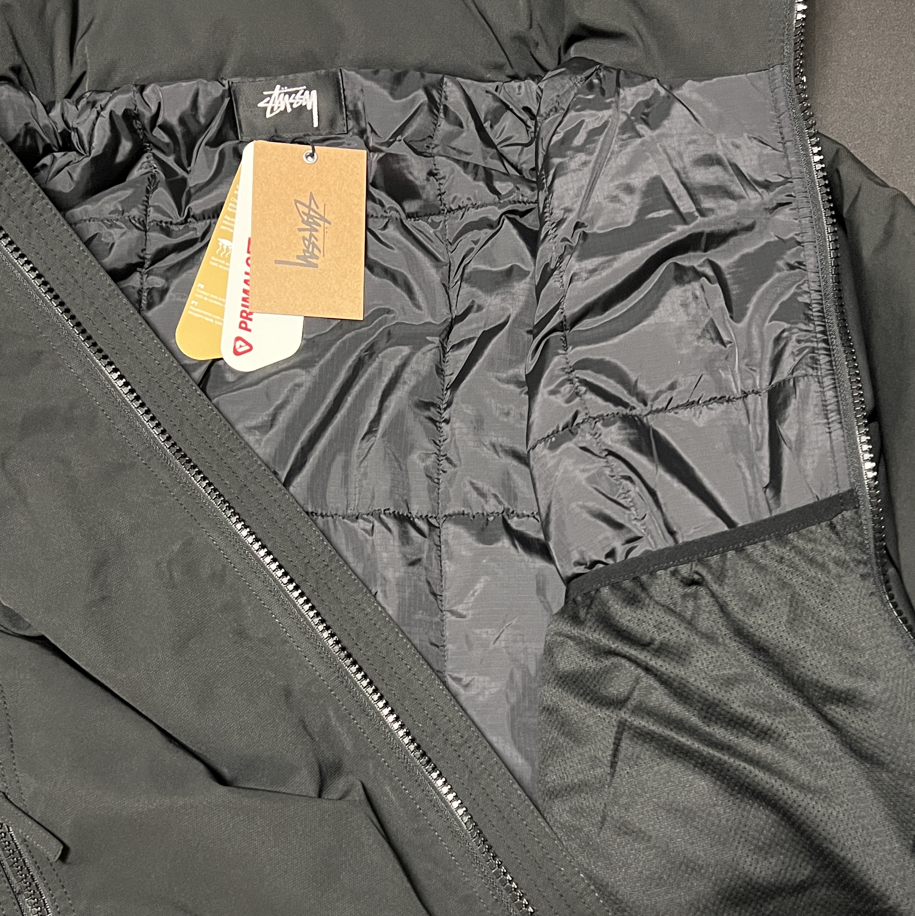 Stussy Short Military Parka Black 착용 스타일 - 3