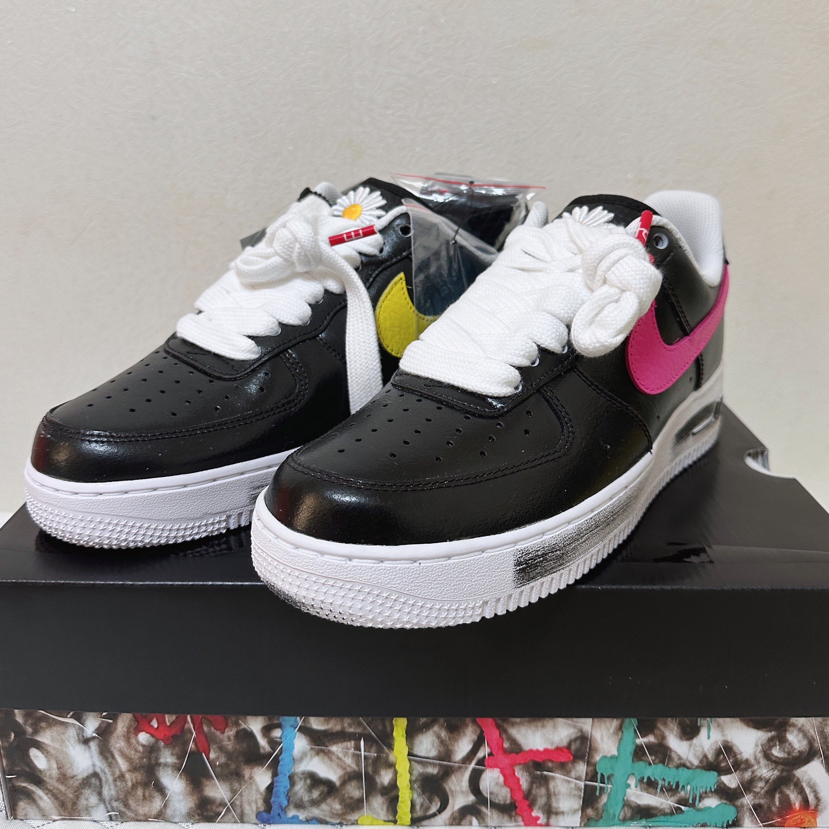 Nike x Peaceminusone Air Force 1 Low Para-Noise 3.0 Black and Multicolor 착용 스타일