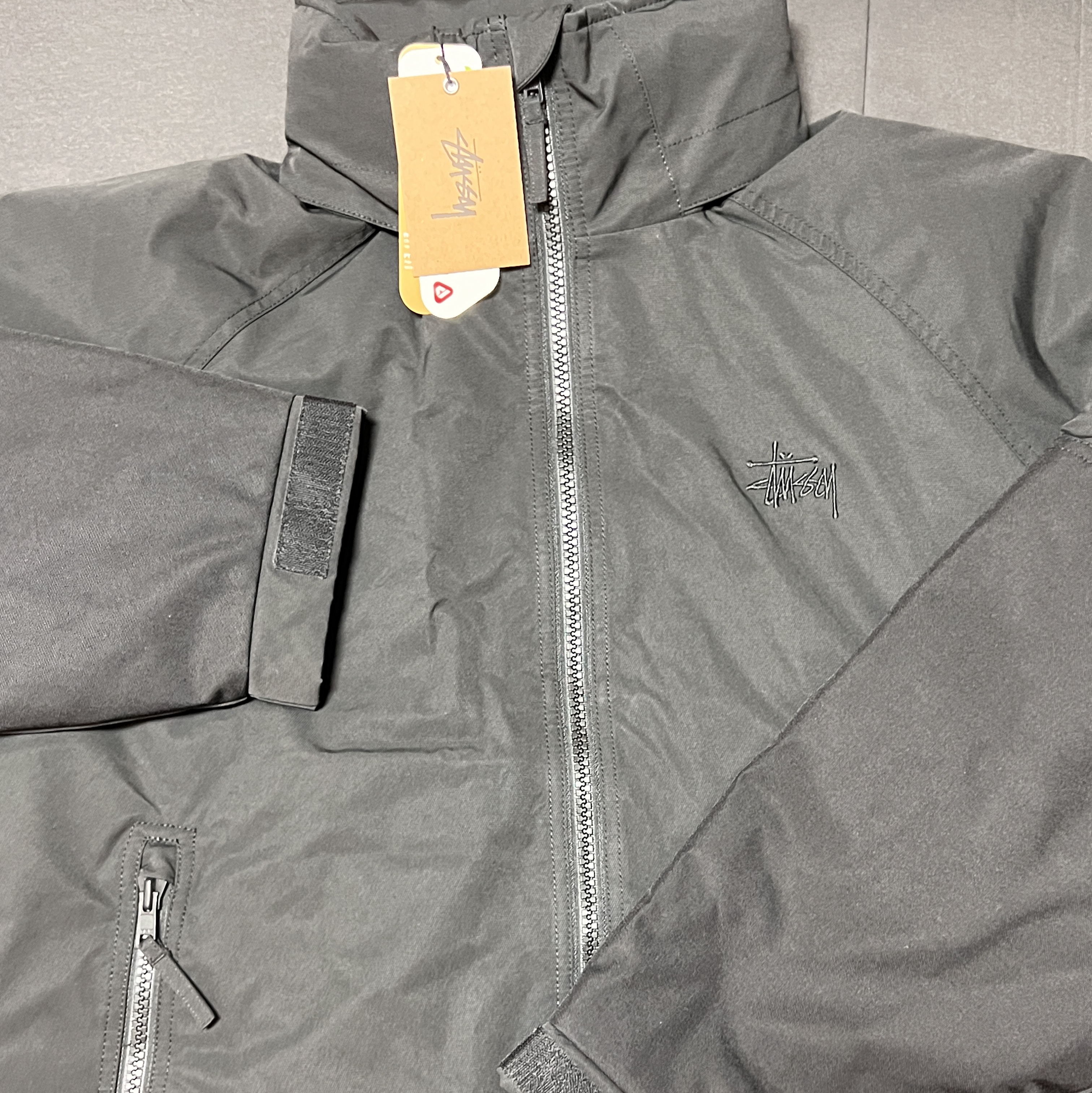 Stussy Short Military Parka Black 착용 스타일 - 2