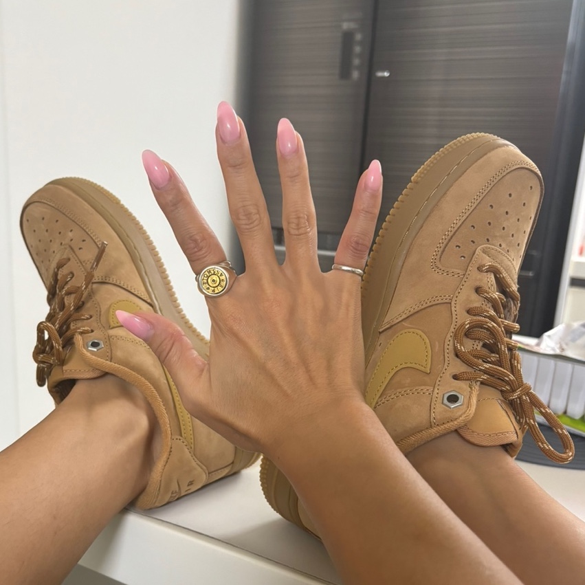 (W) Nike Air Force 1 '07 WB Flax Wheat 착용 스타일 - 2