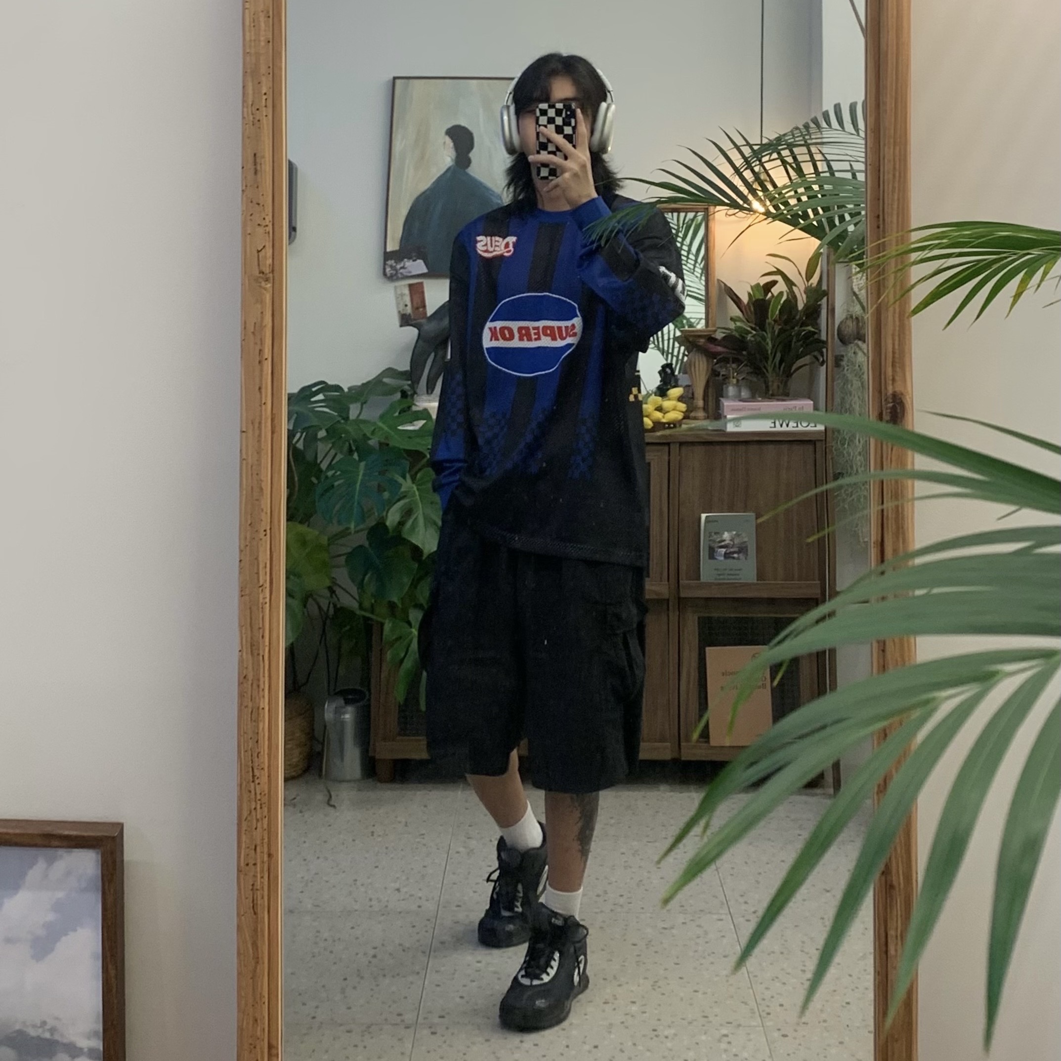 Apple AirPods Max Lightning Silver (Korean Ver.), Asics x Kiko Kostadinov Gel-Sokat 2 Carrier Grey 착용 스타일 - 1
