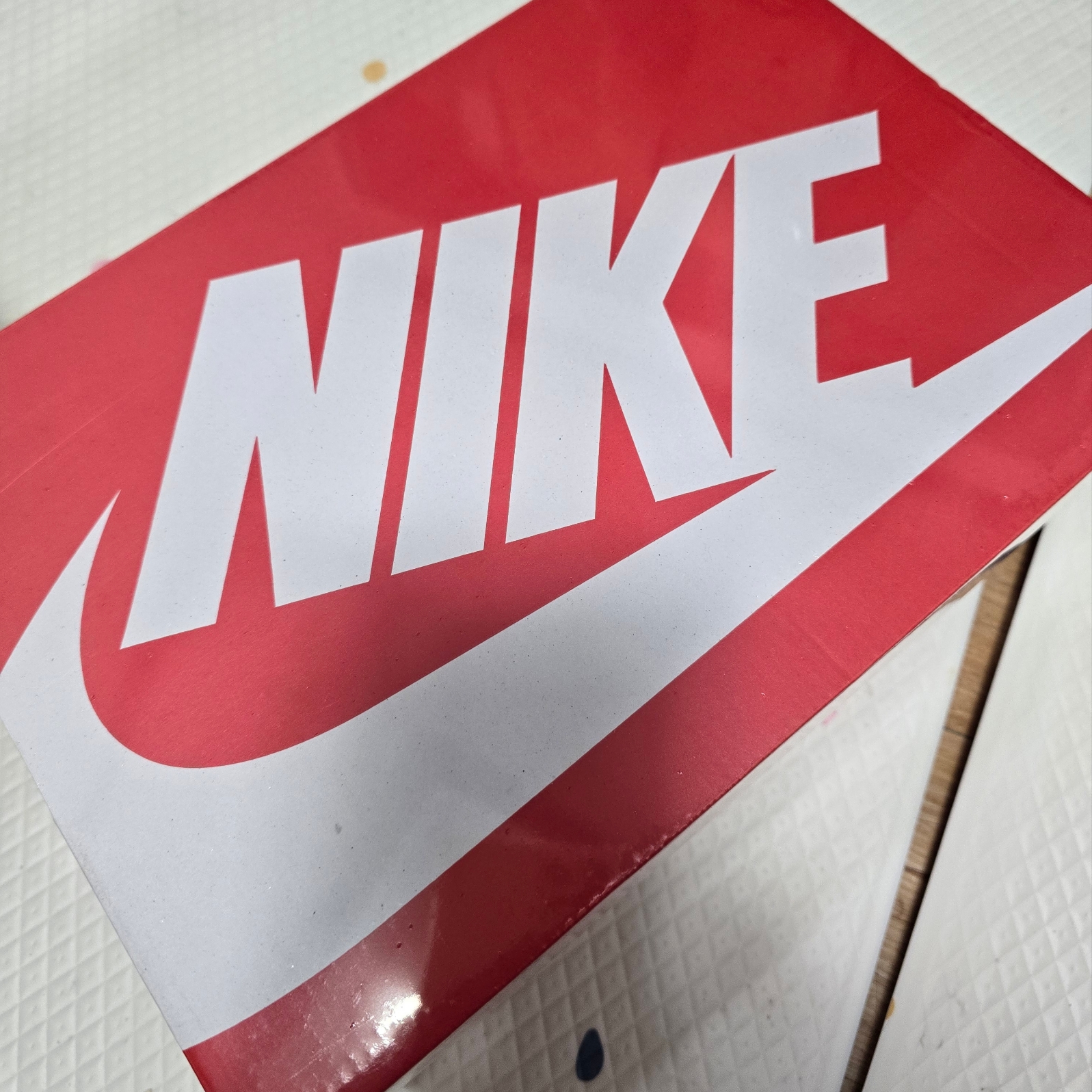 (GS) Nike Court Borough 2 SE White Pink Foam 착용 스타일 - 1