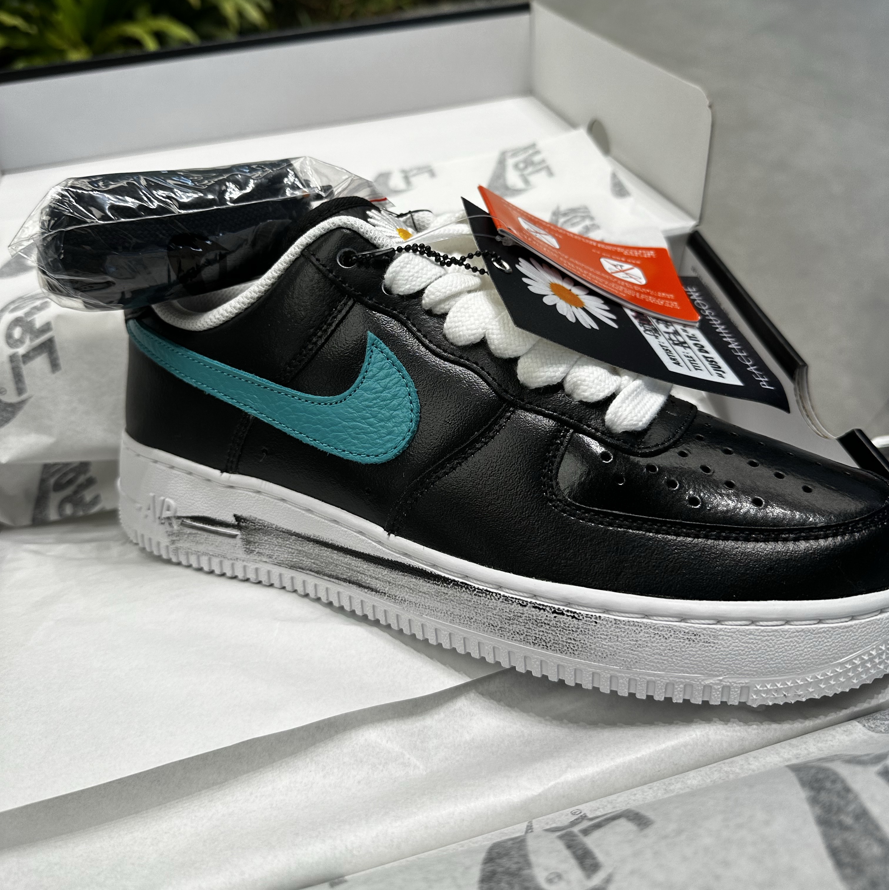 Nike x Peaceminusone Air Force 1 Low Para-Noise 3.0 Black and Multicolor 착용 스타일 - 2