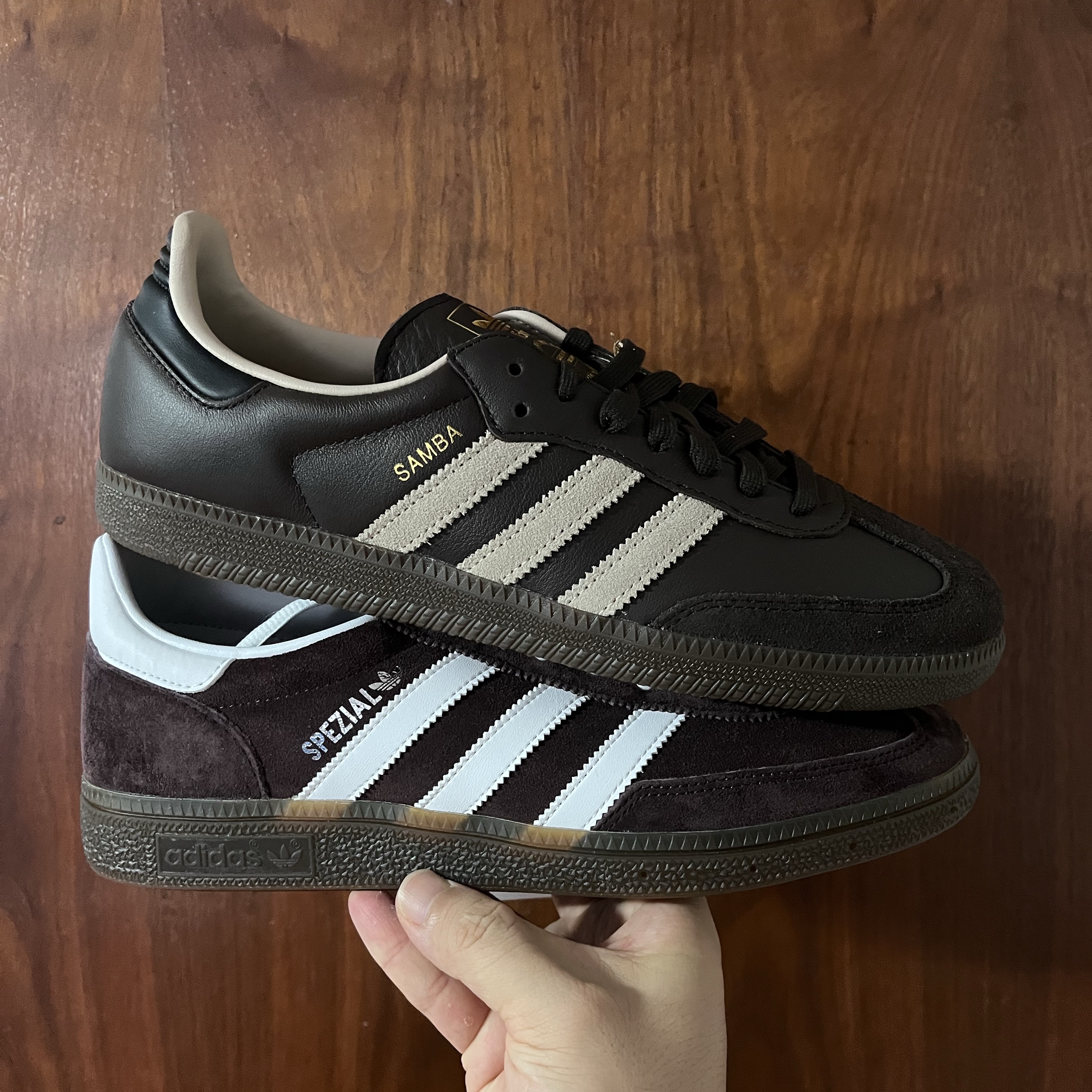 Adidas Samba OG Dark Brown Clay Brown, Adidas Spezial Handball Shadow Brown White 착용 스타일