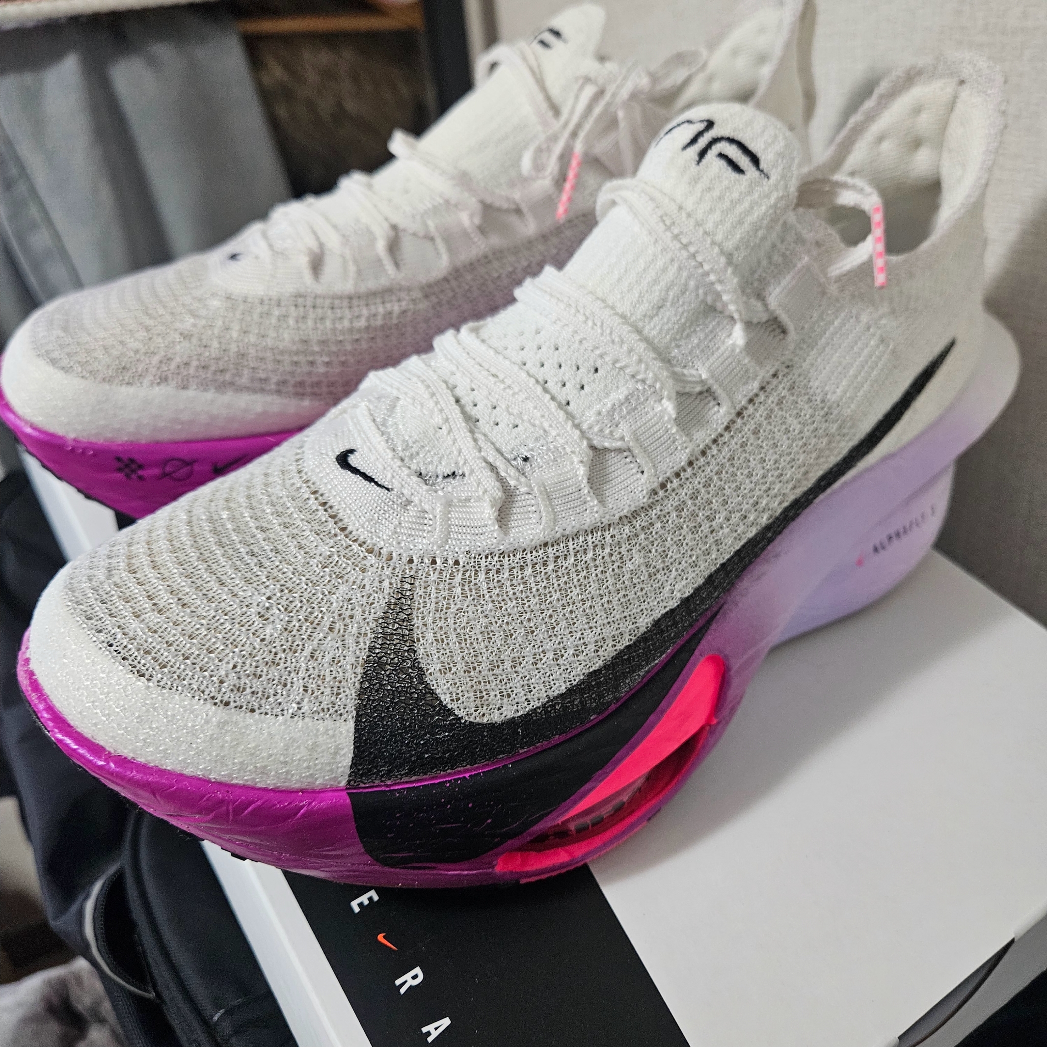 Nike Air Zoom Alphafly Next% 3 Hyper Pink 착용 스타일