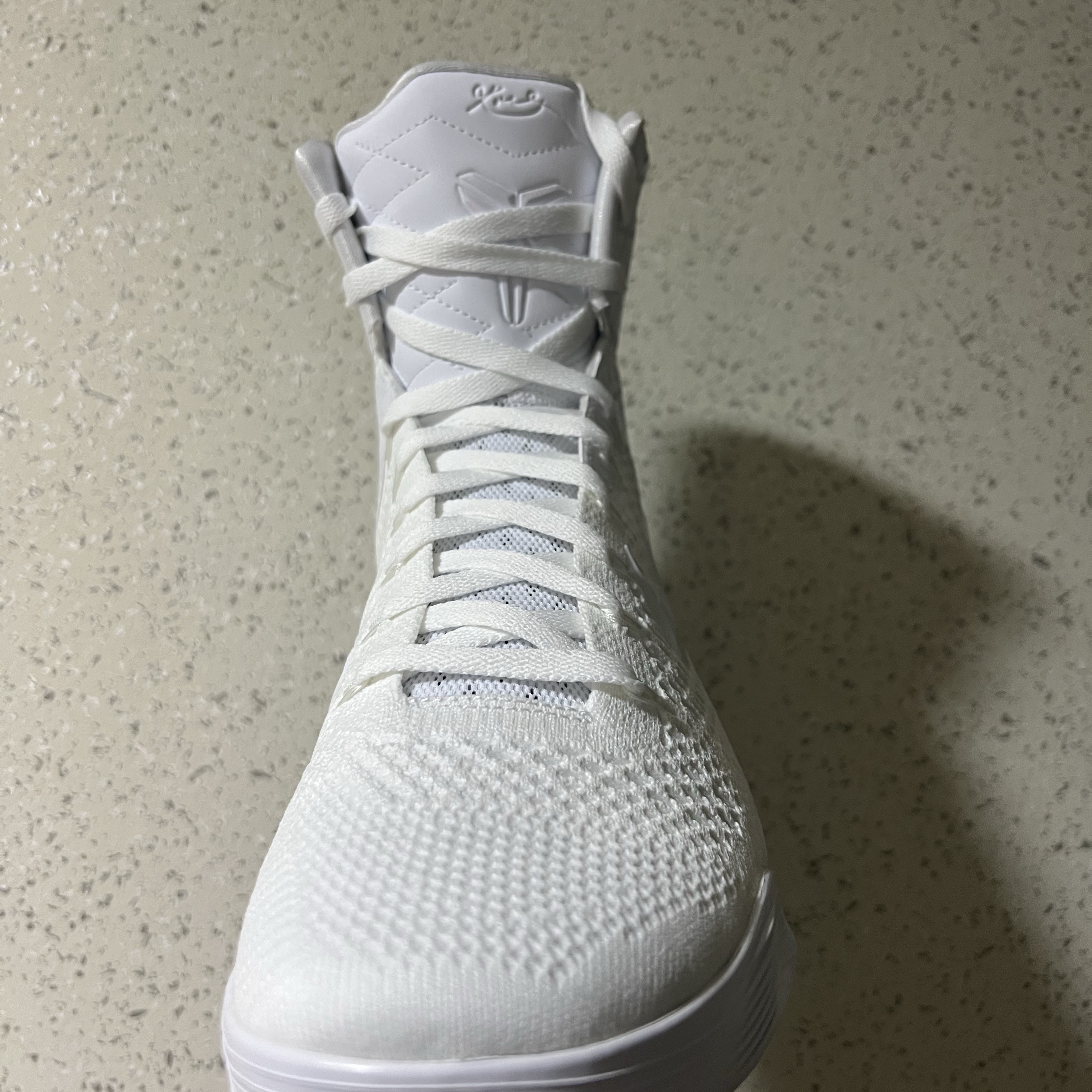Nike Kobe 9 Elite High Protro Halo 착용 스타일 - 2