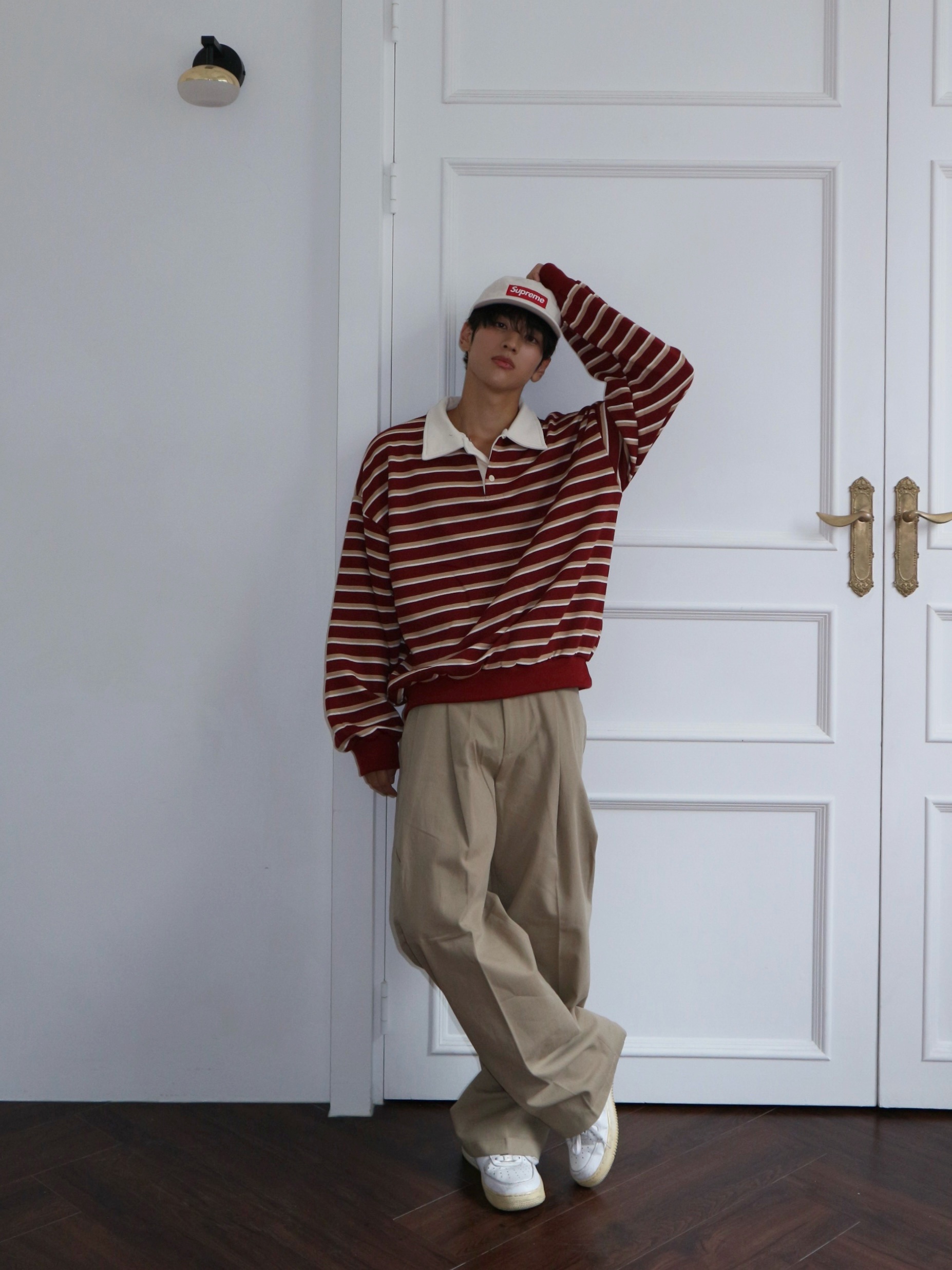 Supreme Washed Chino Twill Camp Cap Natural - 24SS, Nike Air Force 1 '07 Low White 착용 스타일 - 3