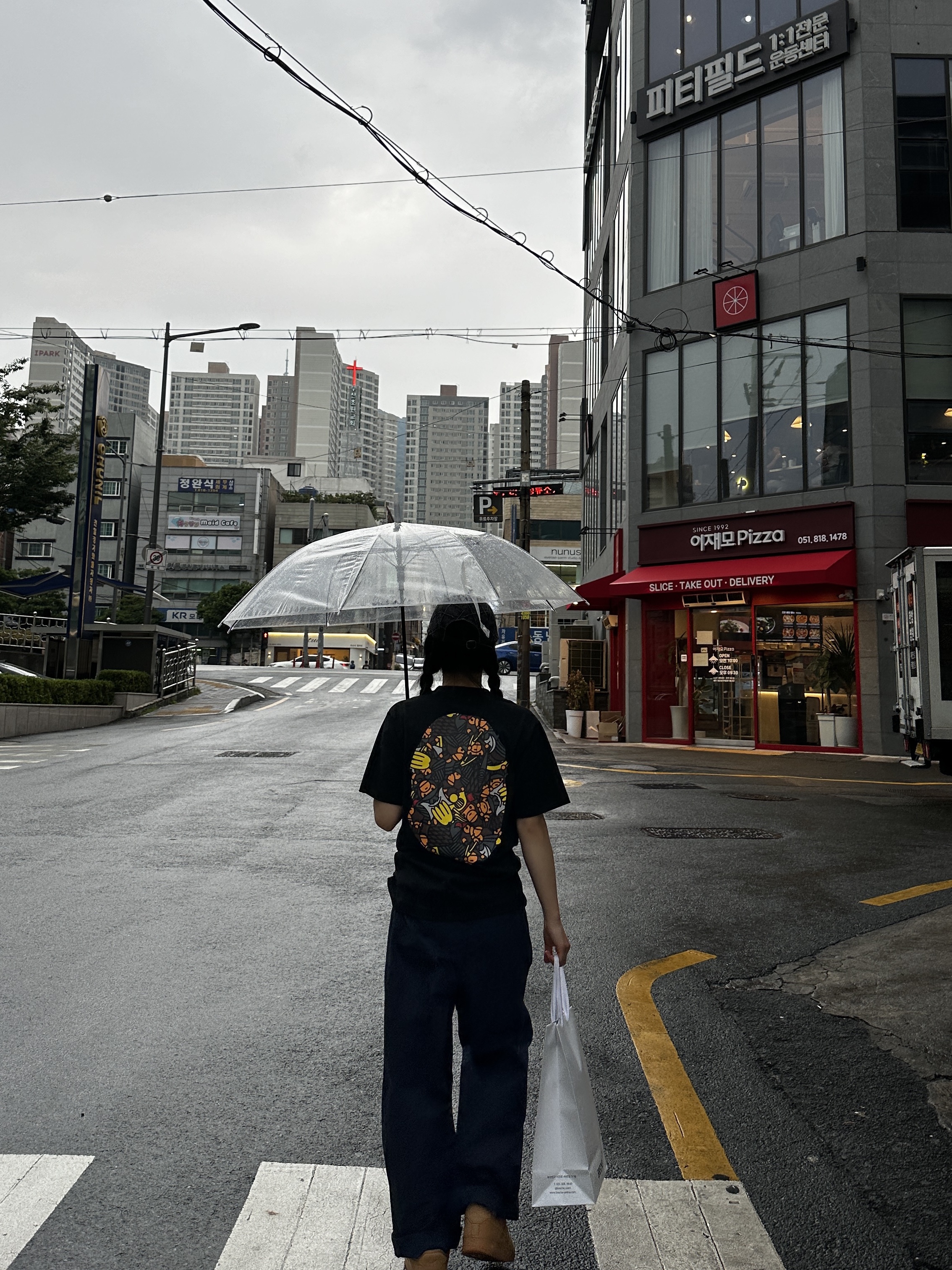 Supreme Punched Denim Camp Cap Black - 23FW 착용 스타일 - 4
