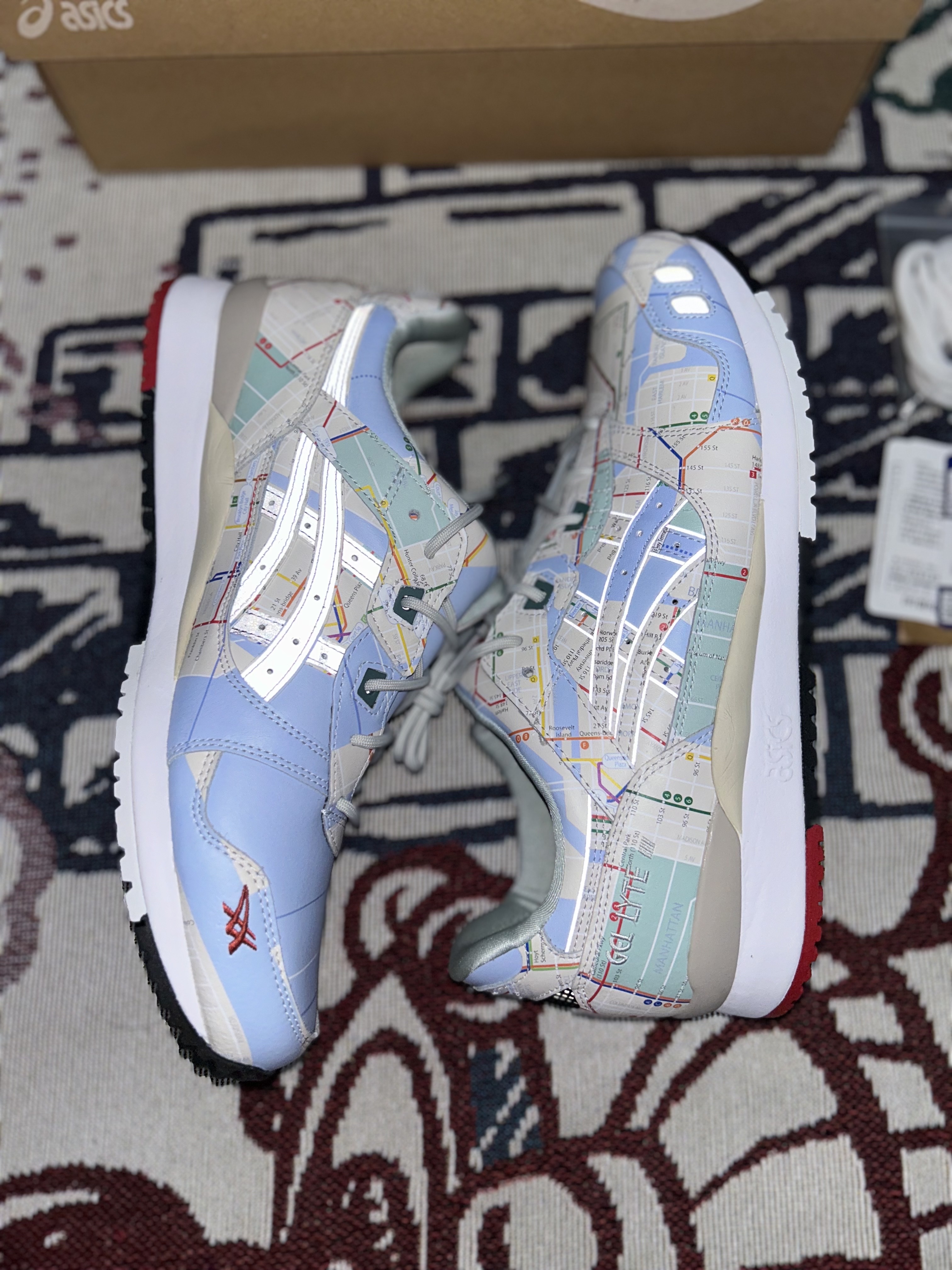 Asics x Atmos Gel-Lyte III OG Subway Pack NYC 착용 스타일 - 5