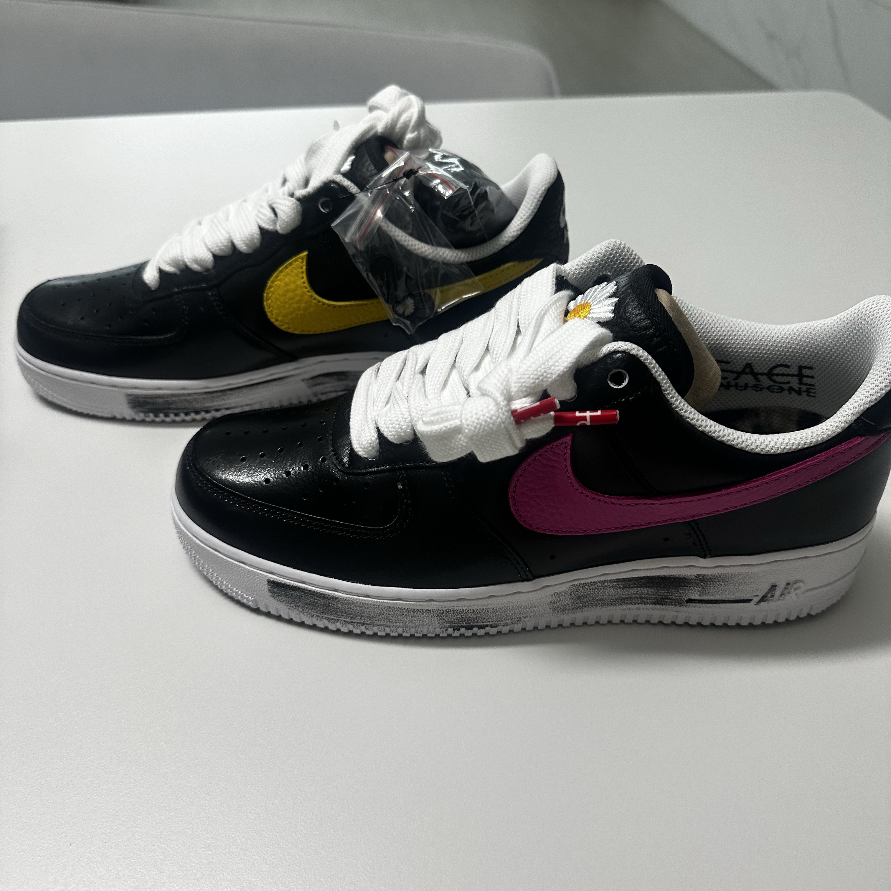 Nike x Peaceminusone Air Force 1 Low Para-Noise 3.0 Black and Multicolor 착용 스타일