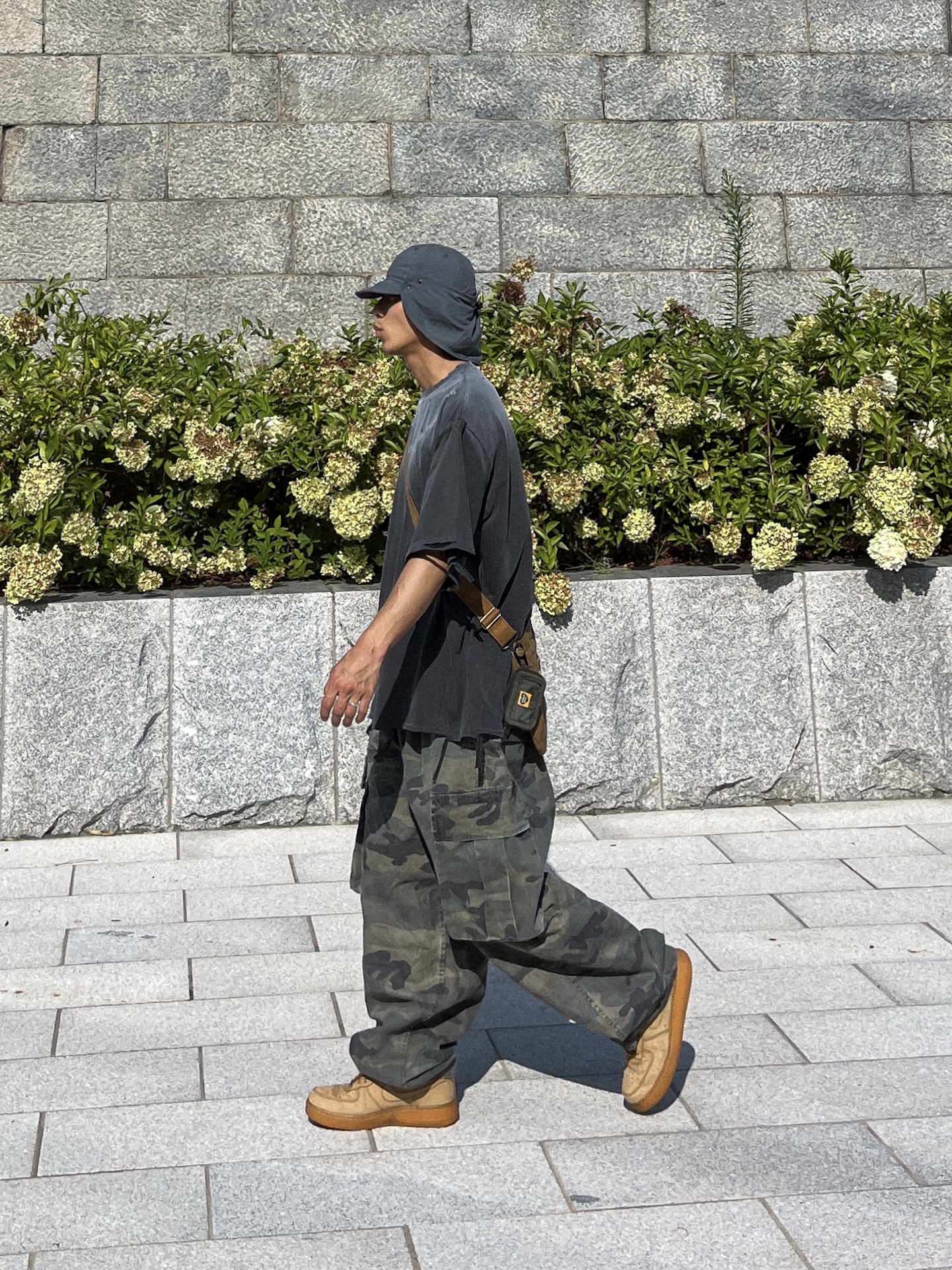Human Made Military Card Case Olive Drab, Nike Air Force 1 '07 WB Flax 착용 스타일 - 1