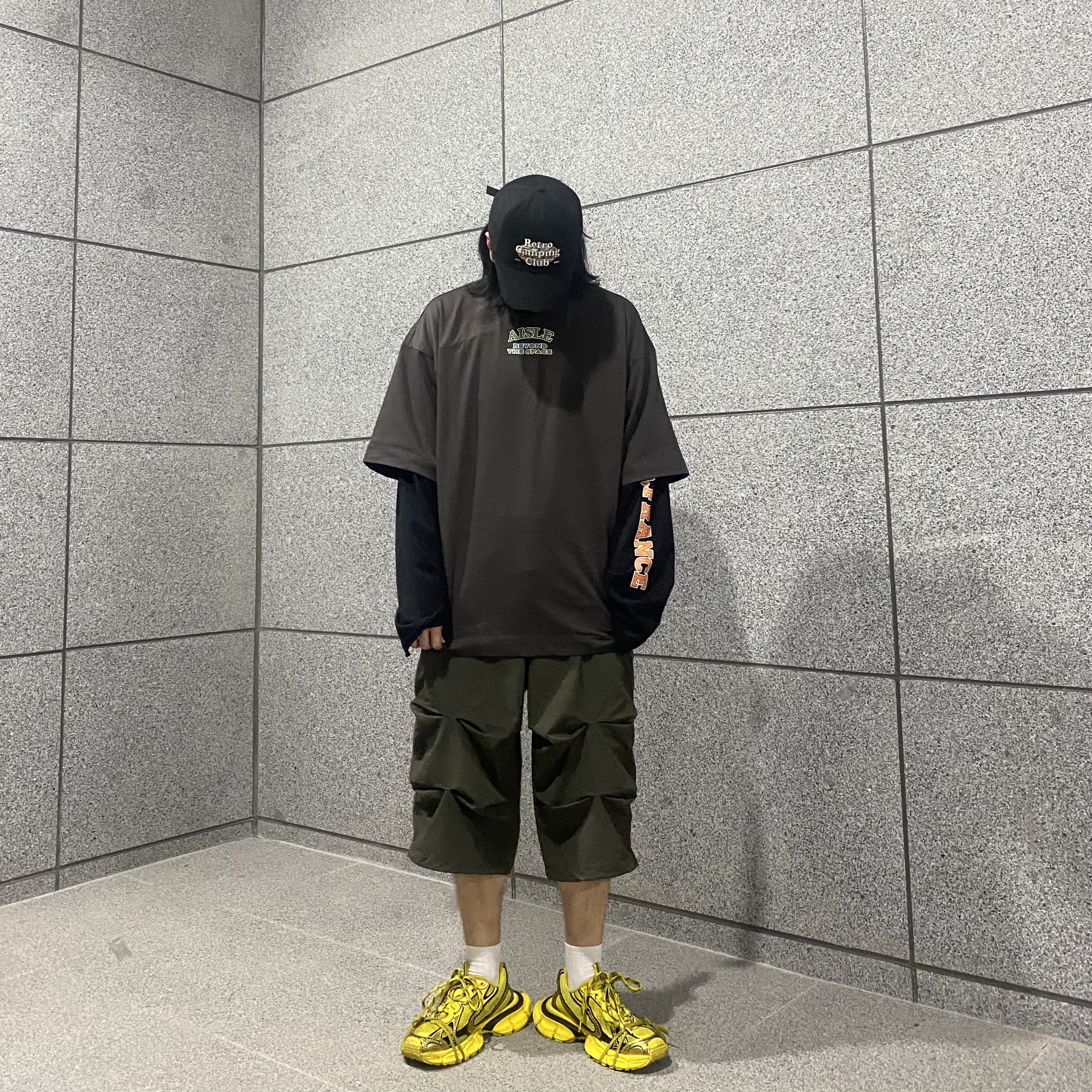 Balenciaga 3XL Sneakers Yellow Black 착용 스타일 - 3