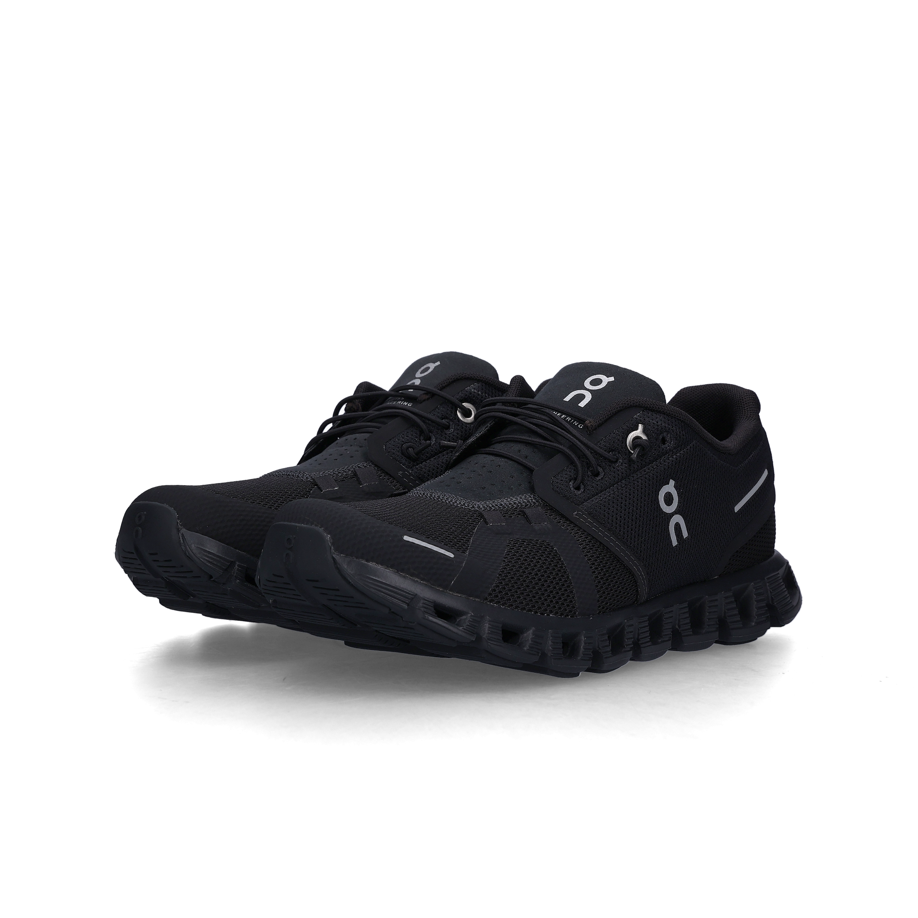 (W) 온 러닝 클라우드 5 올 블랙((W) On Running Cloud 5 All Black)