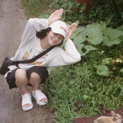 Emis Applique Ball Cap Cream 착용 스타일 - 2