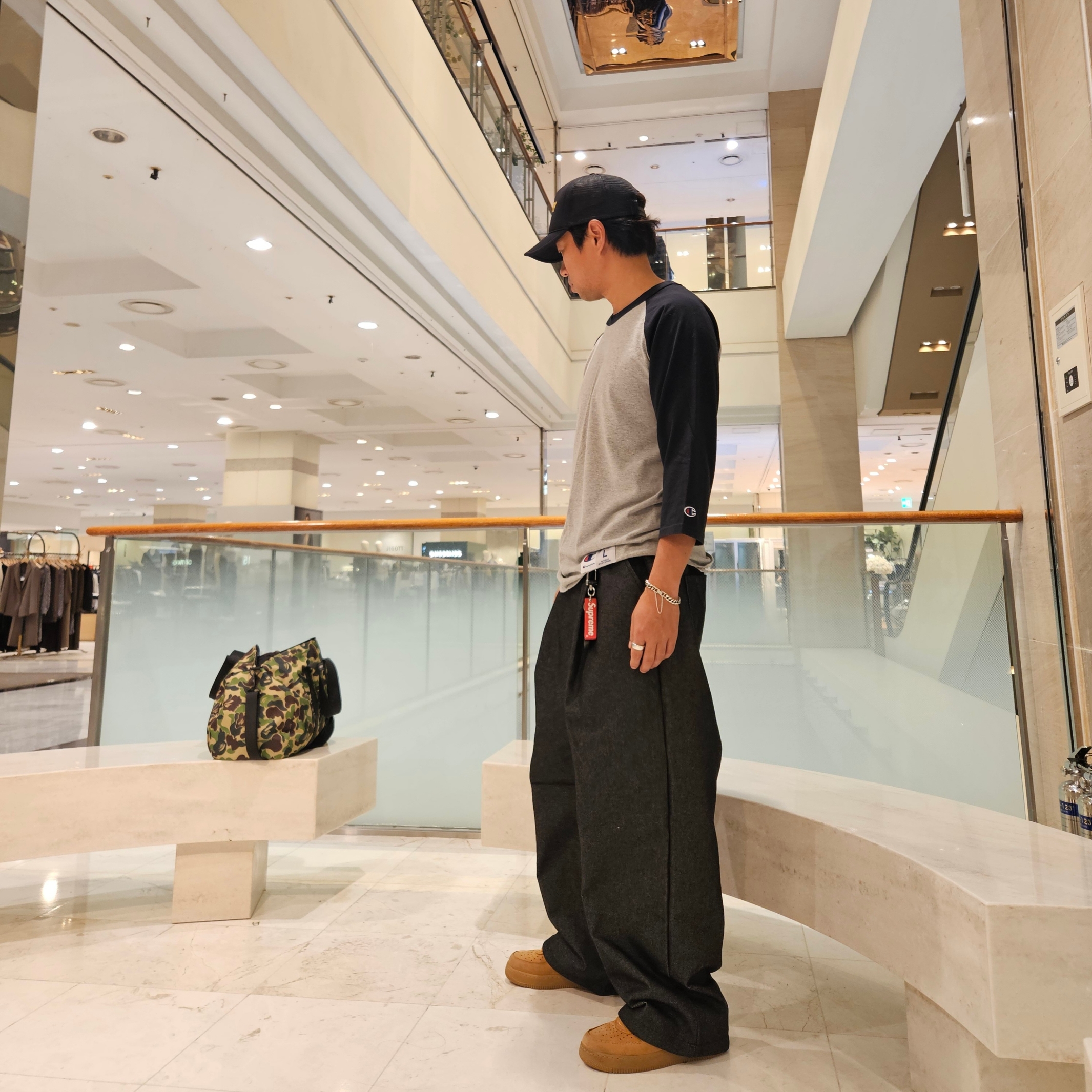 Gallery Dept. GD Trucker Cap Black, Nike x Supreme Air Force 1 Low Flax 착용 스타일 - 2