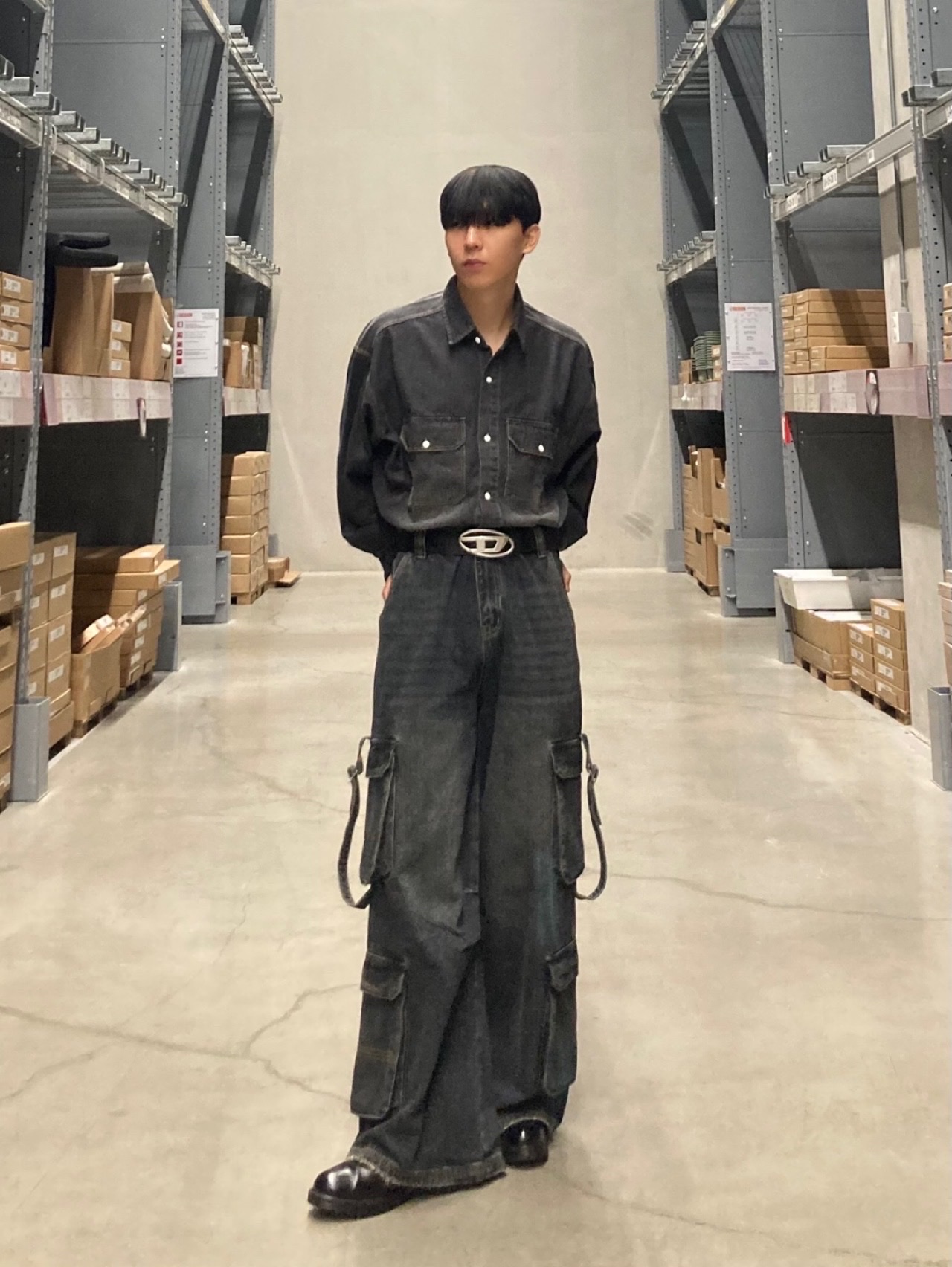 Diesel B-1DR Leather Belt with D Buckle Black 착용 스타일 - 2