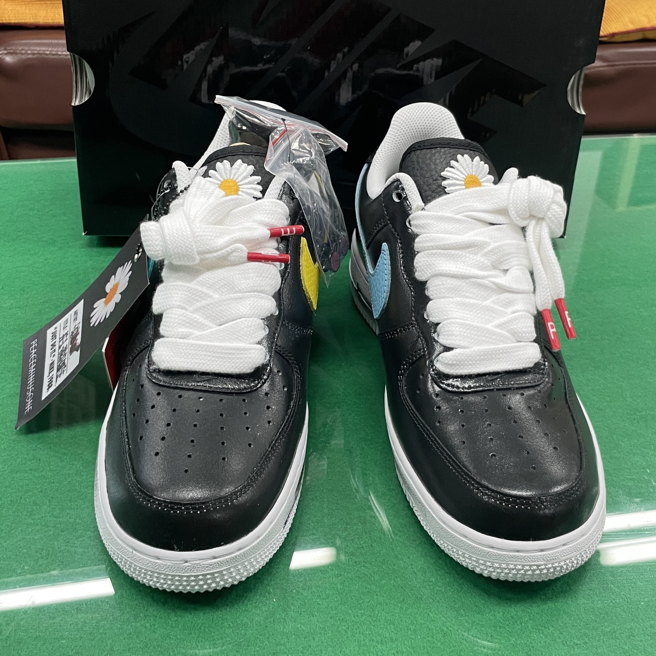 Nike x Peaceminusone Air Force 1 Low Para-Noise 3.0 Black and Multicolor 착용 스타일 - 2