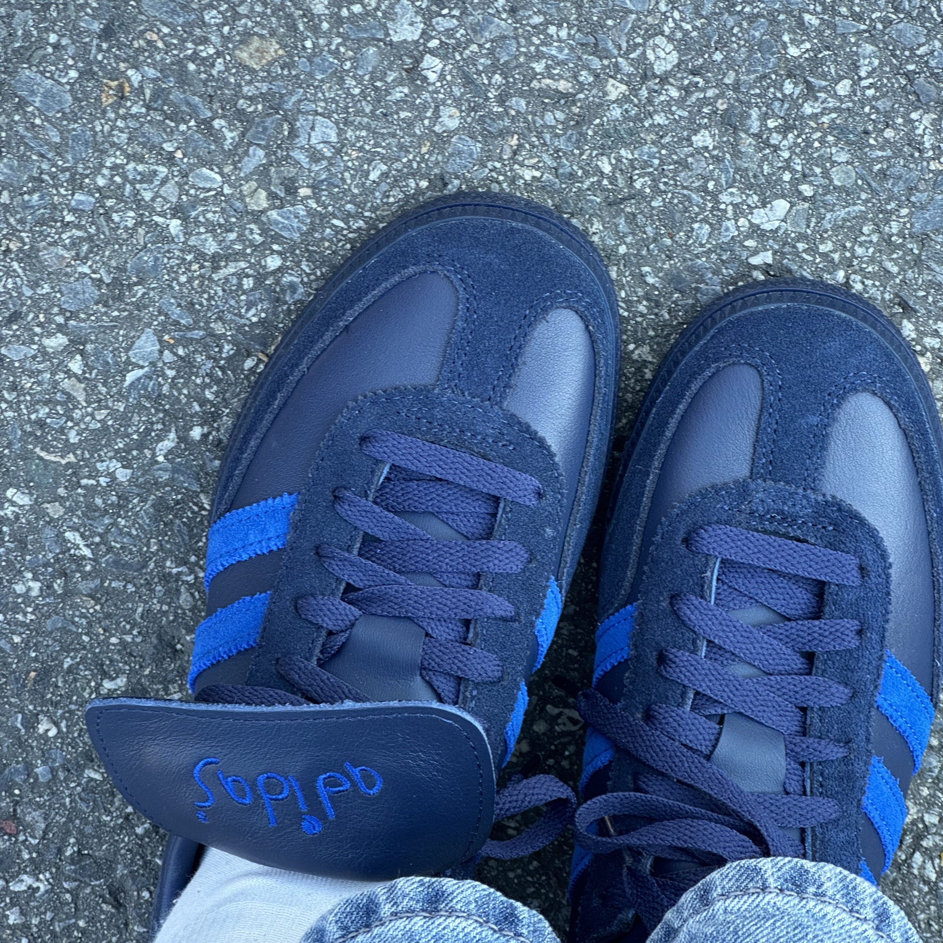 Adidas Spezial Handball Night Indigo Power Blue 착용 스타일 - 2