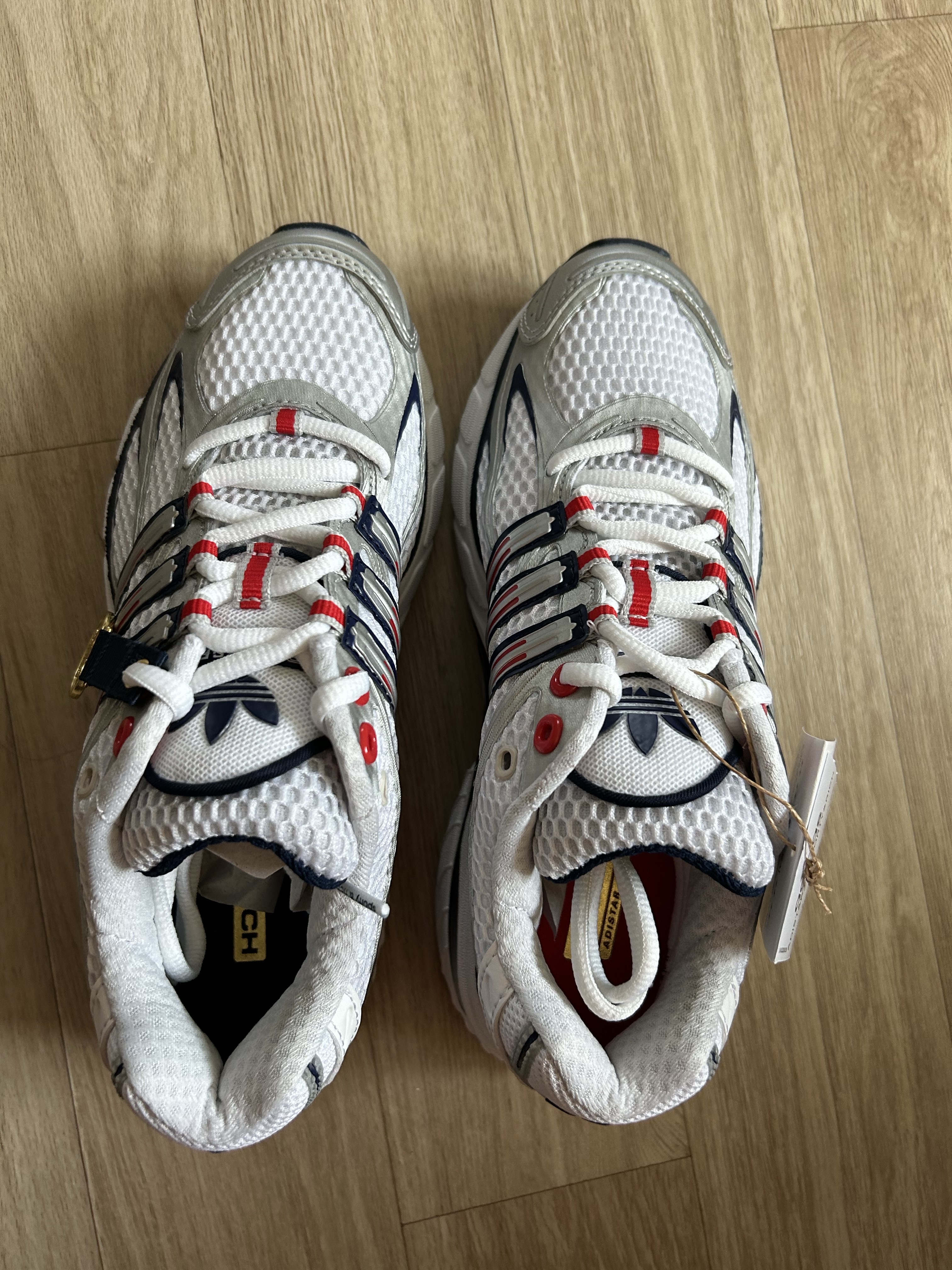 Adidas x Sporty & Rich Adistar Cushion Cloud White Night Indigo 착용 스타일