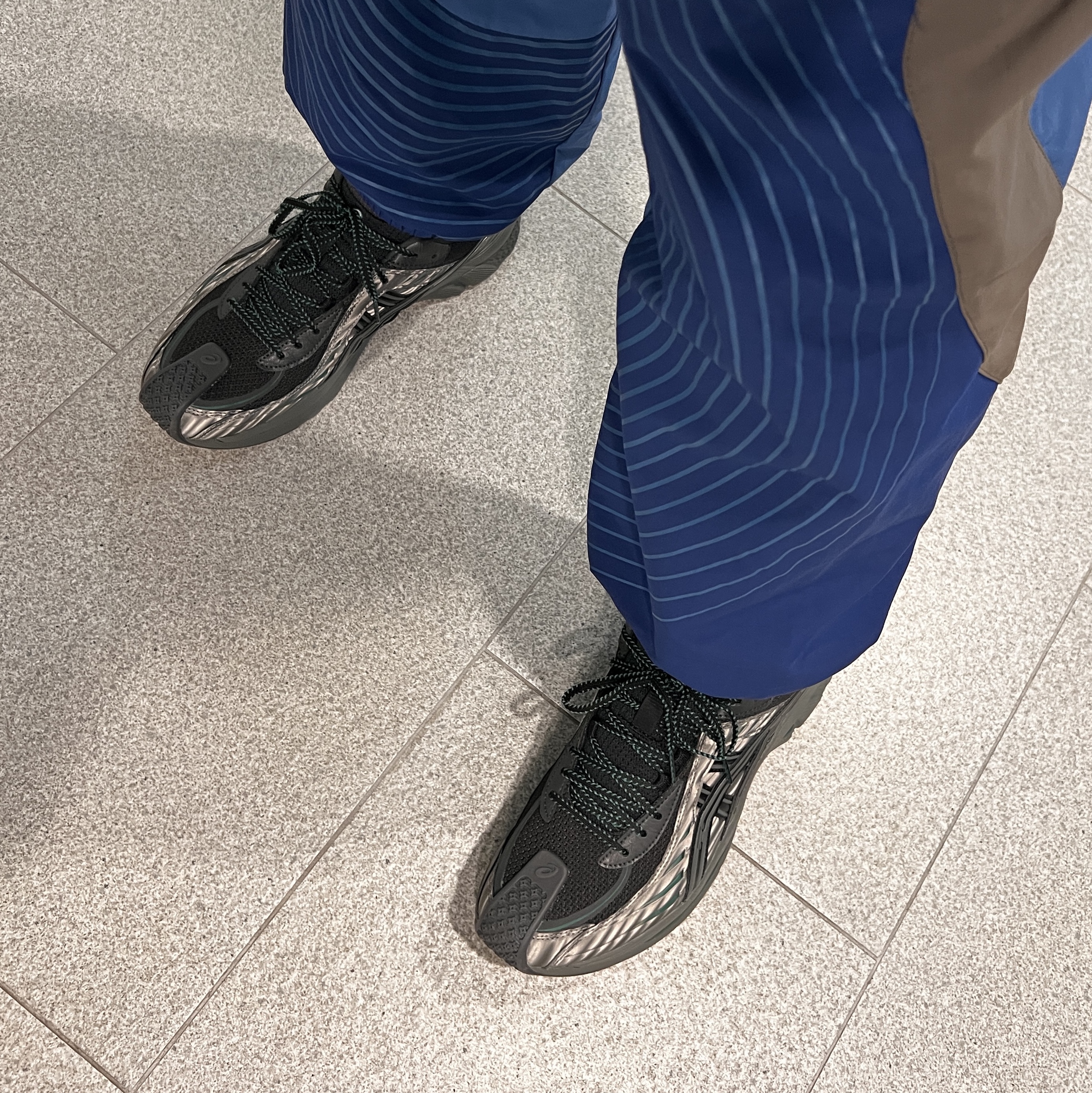 (W) Asics x Kiko Kostadinov Gel-Flammae Grey Black 착용 스타일