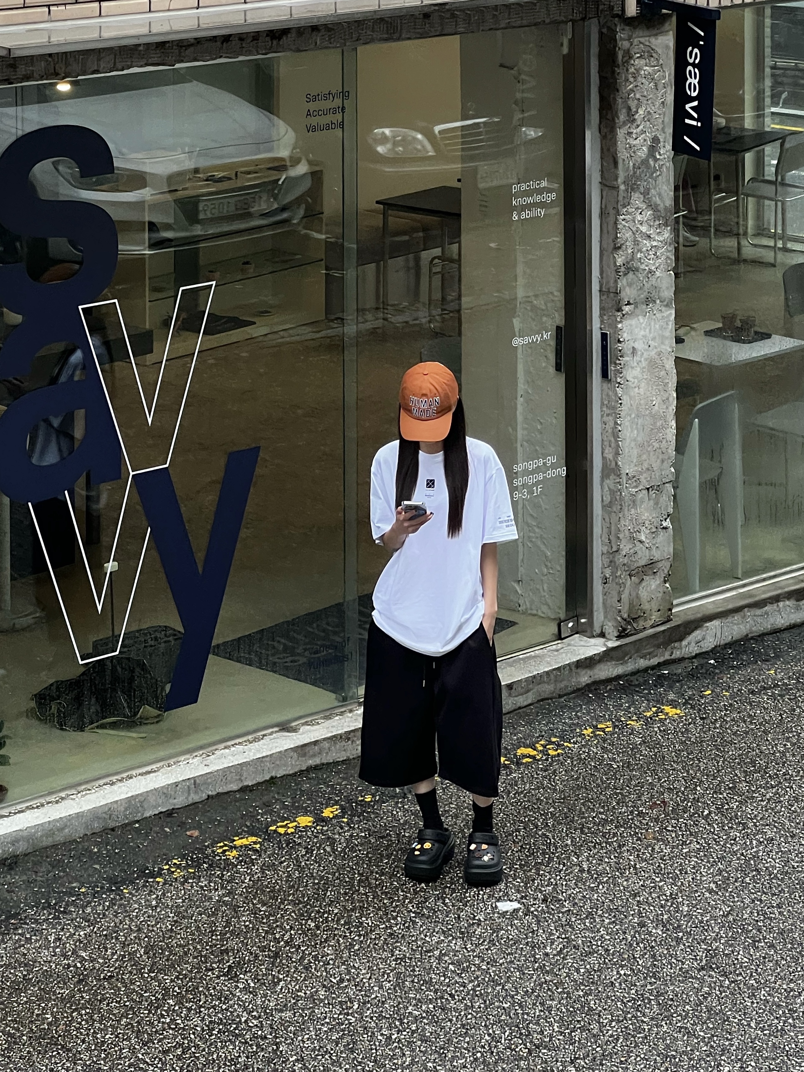 Human Made 6 Panel Cap #2 Orange, Crocs Stomp Clog Black 착용 스타일 - 3