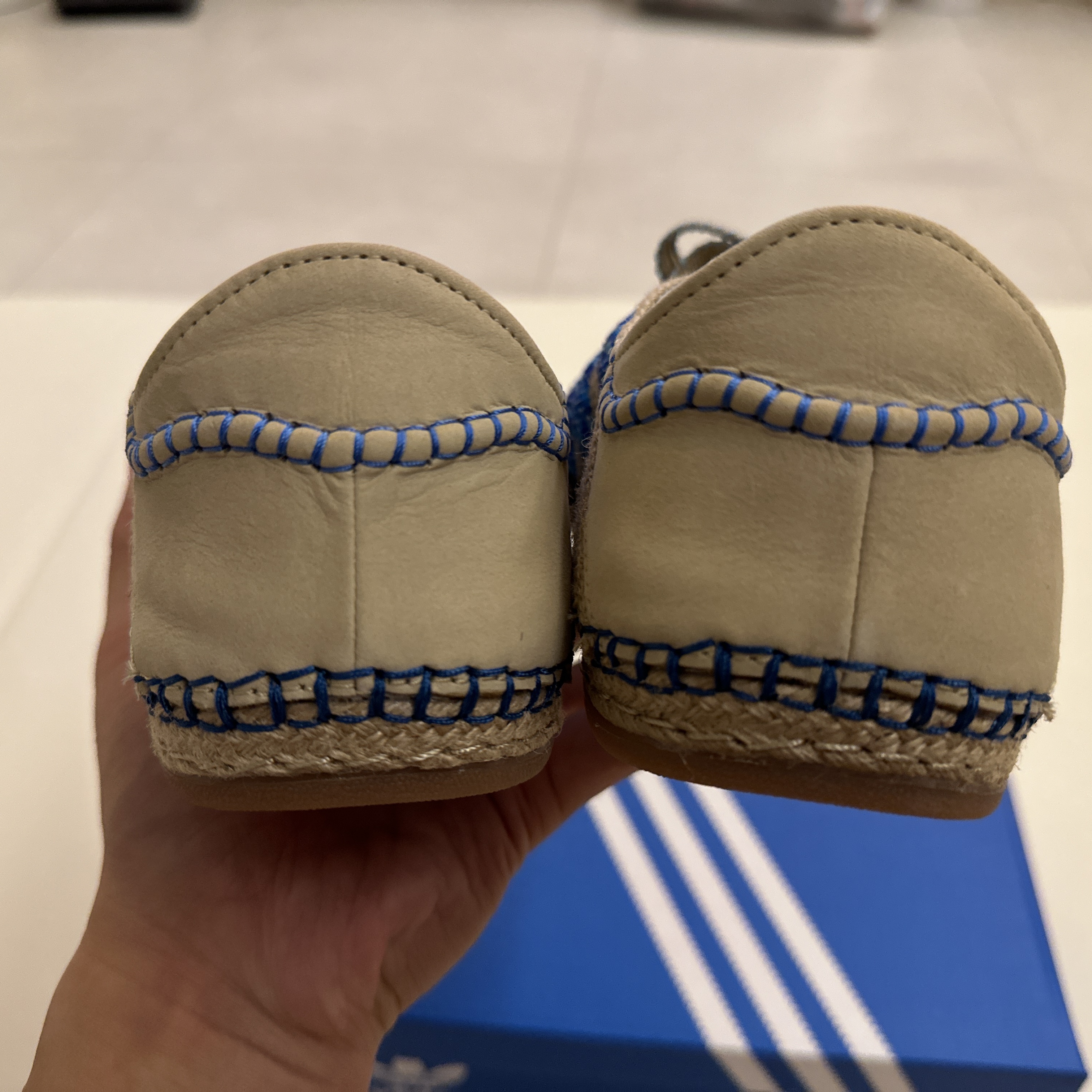 Adidas x Clot Gazelle Linen Khaki Light Blue 착용 스타일 - 6