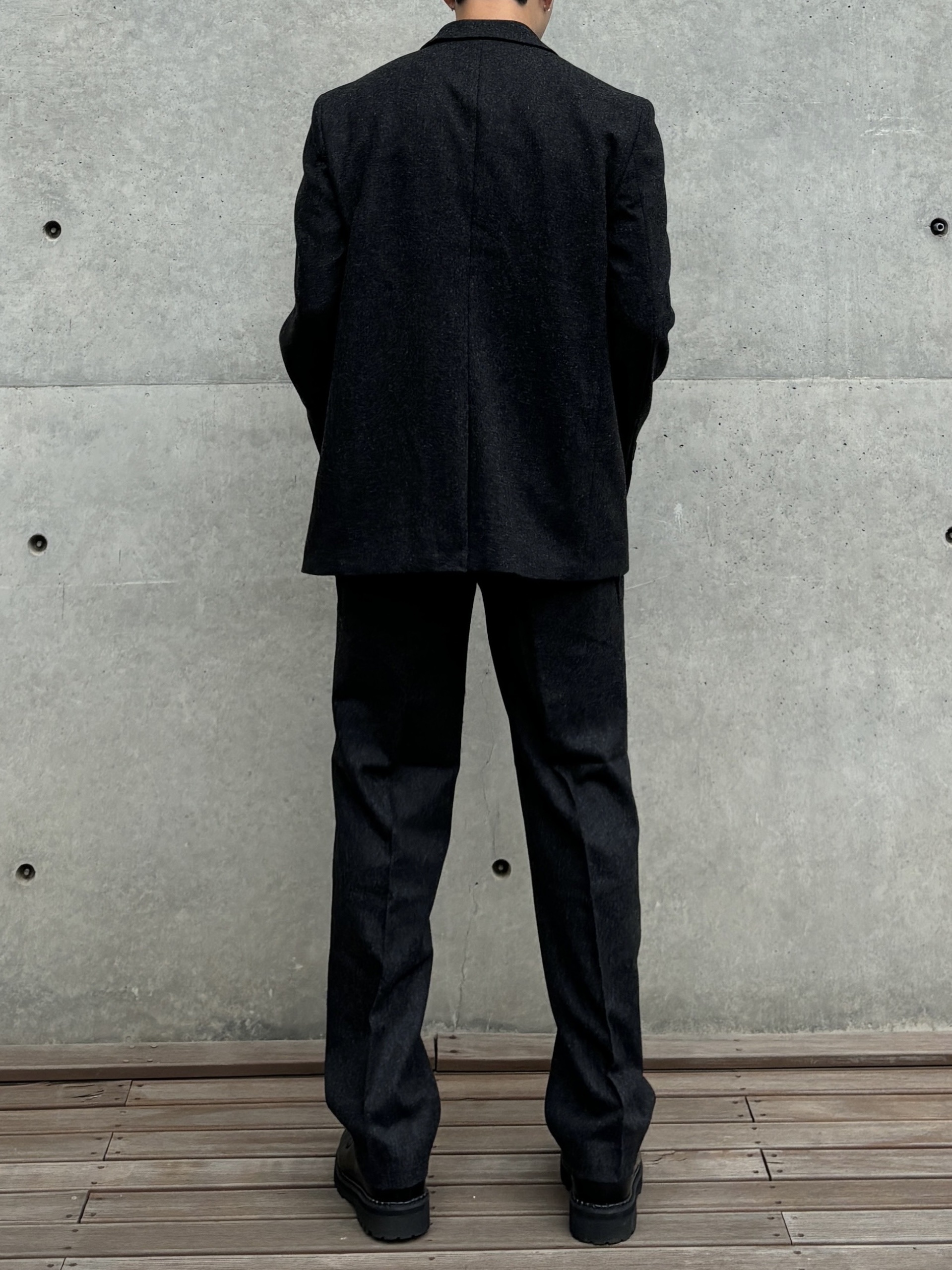 (W) Celine Triomphe Rangers Derby with Perforated Triomphe in Polished Bull Black 착용 스타일 - 5