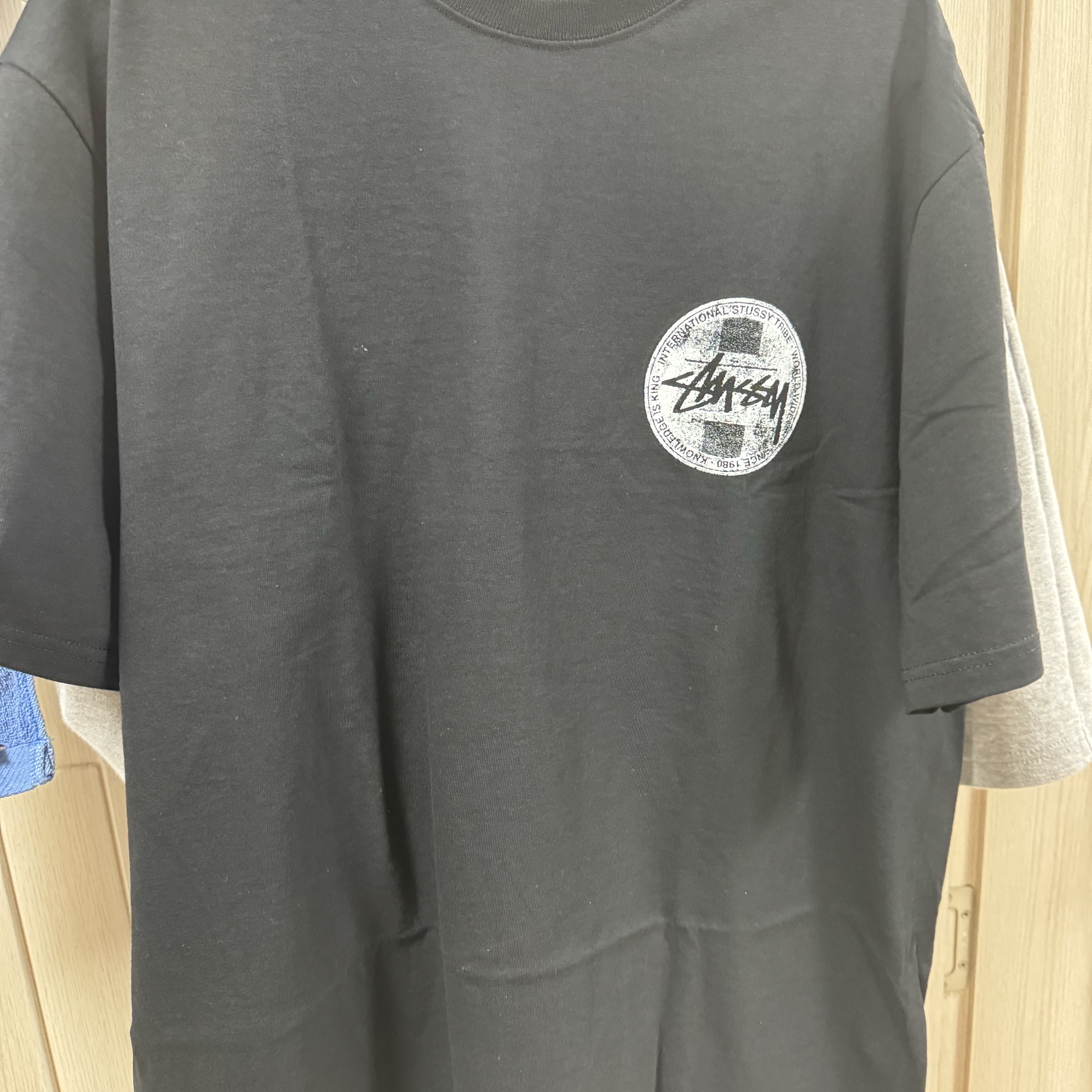 Stussy Dot Stamp T-Shirt Black 착용 스타일 - 1
