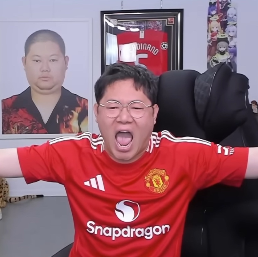 Adidas Manchester United 2024/25 Home Jersey Manchester United FC Red - KR Sizing (Non Marking Ver.) 착용 스타일