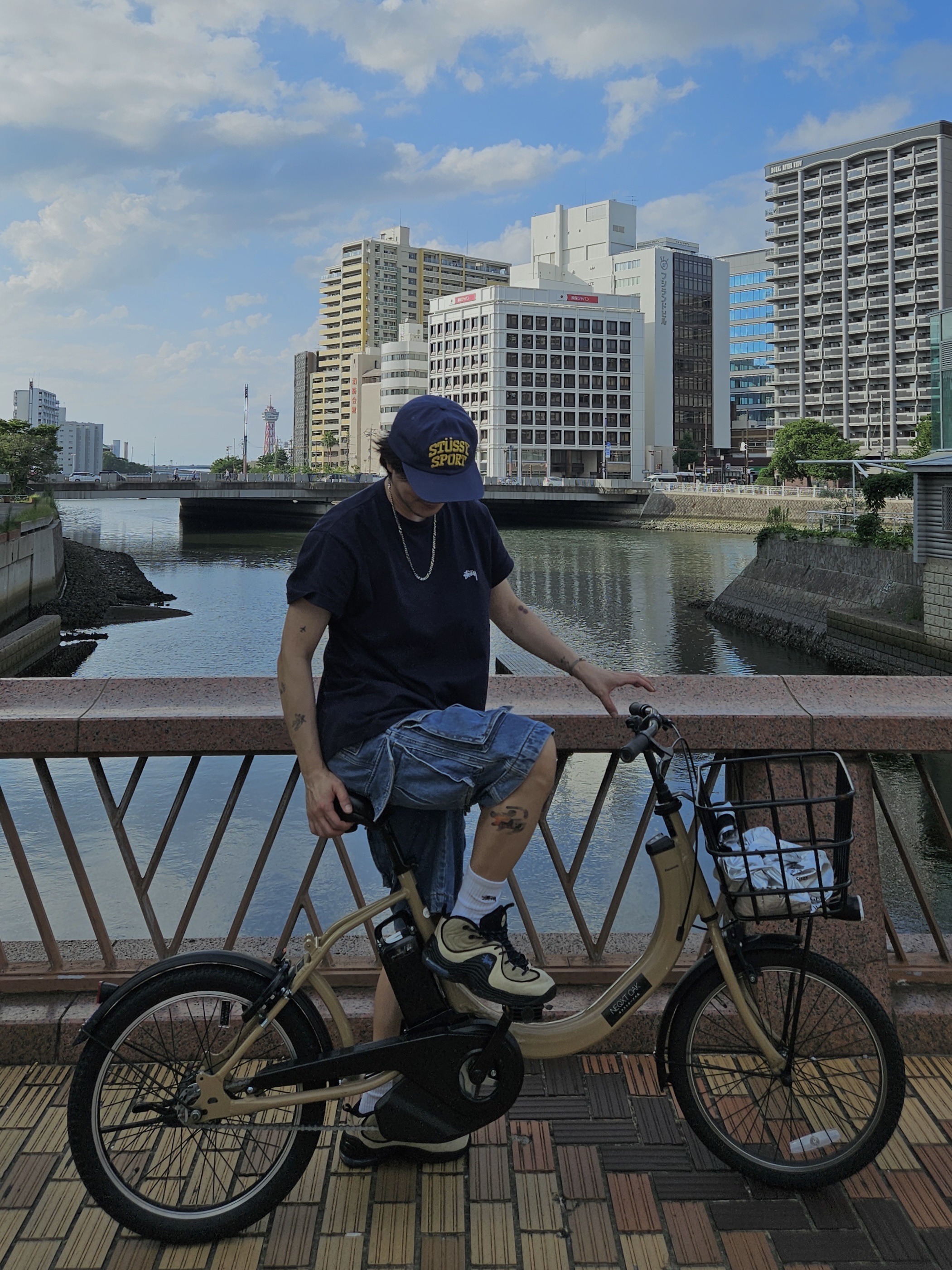 Nike x Stussy Air Penny II Rattan and Limestone, Stussy Sport Cap Navy 착용 스타일