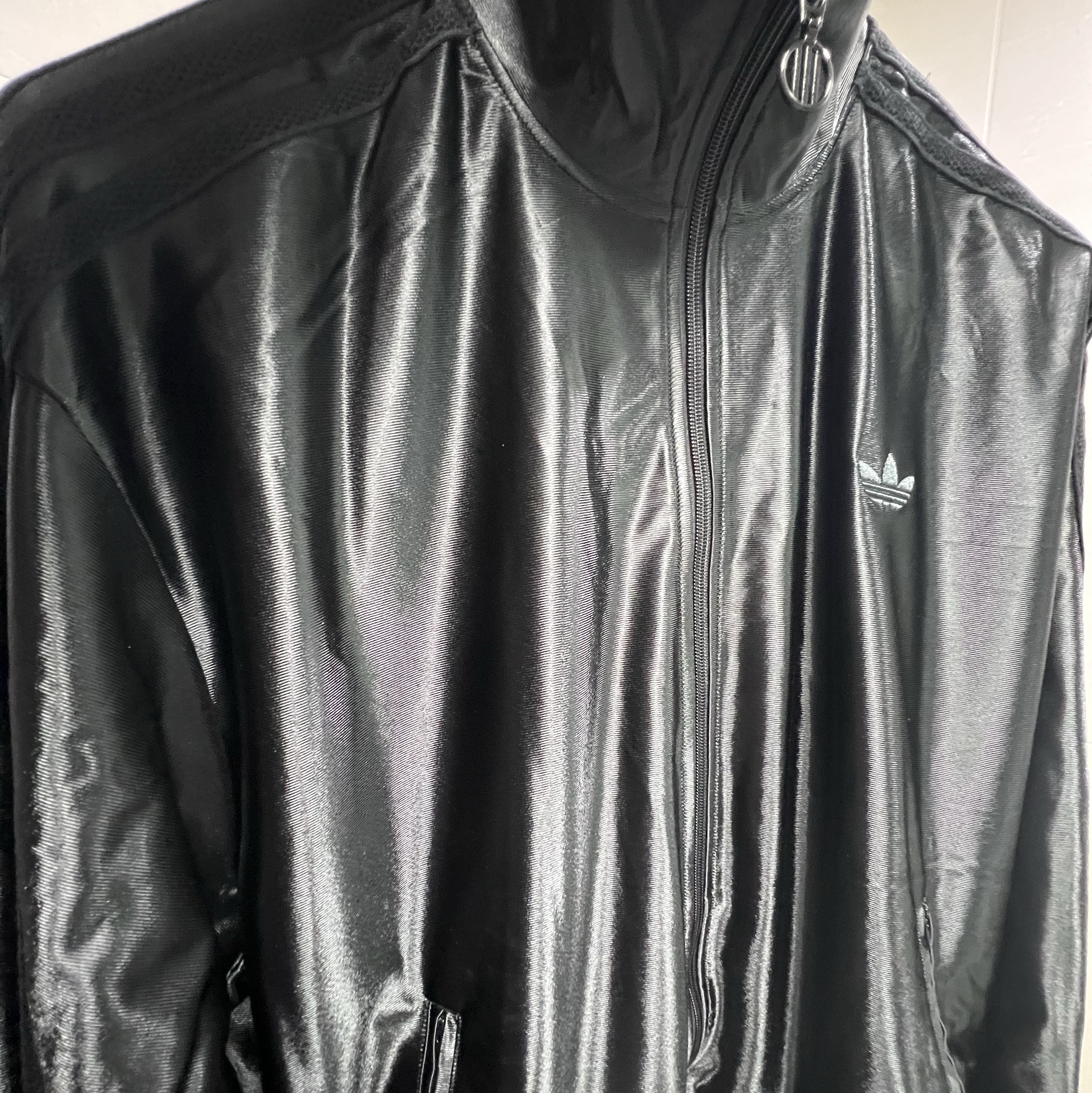 Adidas Q3 Oversized Track Top Black - KR Sizing 착용 스타일 - 5