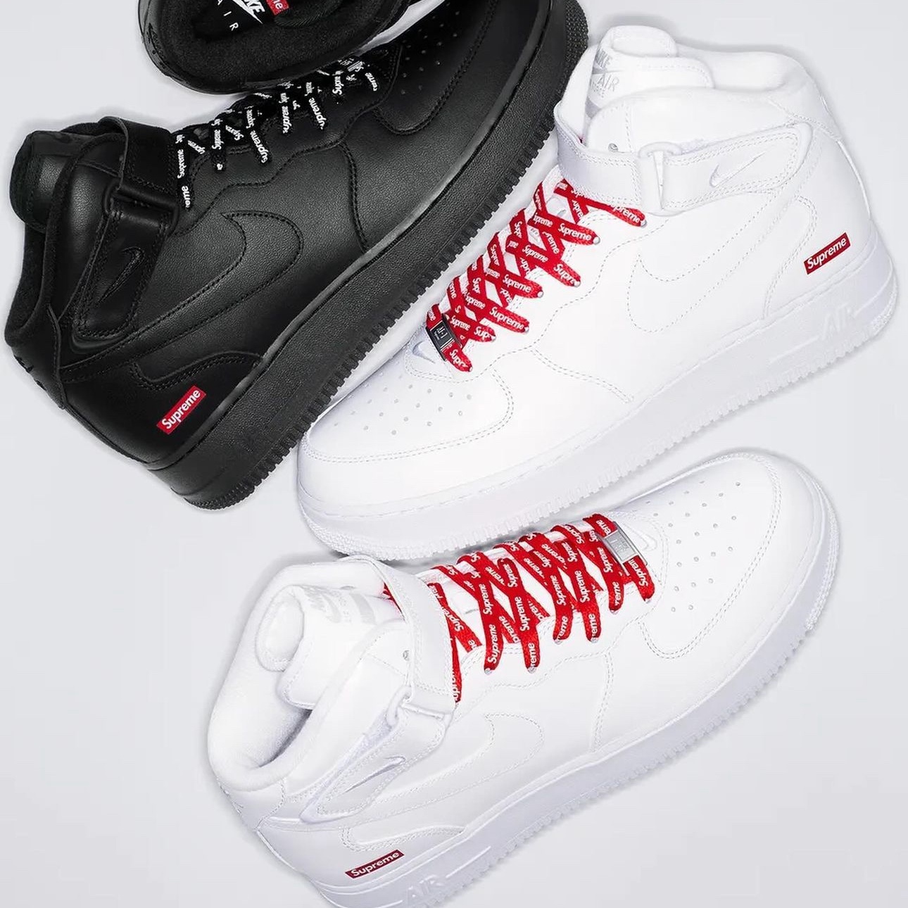 Nike x Supreme Air Force 1 Mid White 착용 스타일 - 1