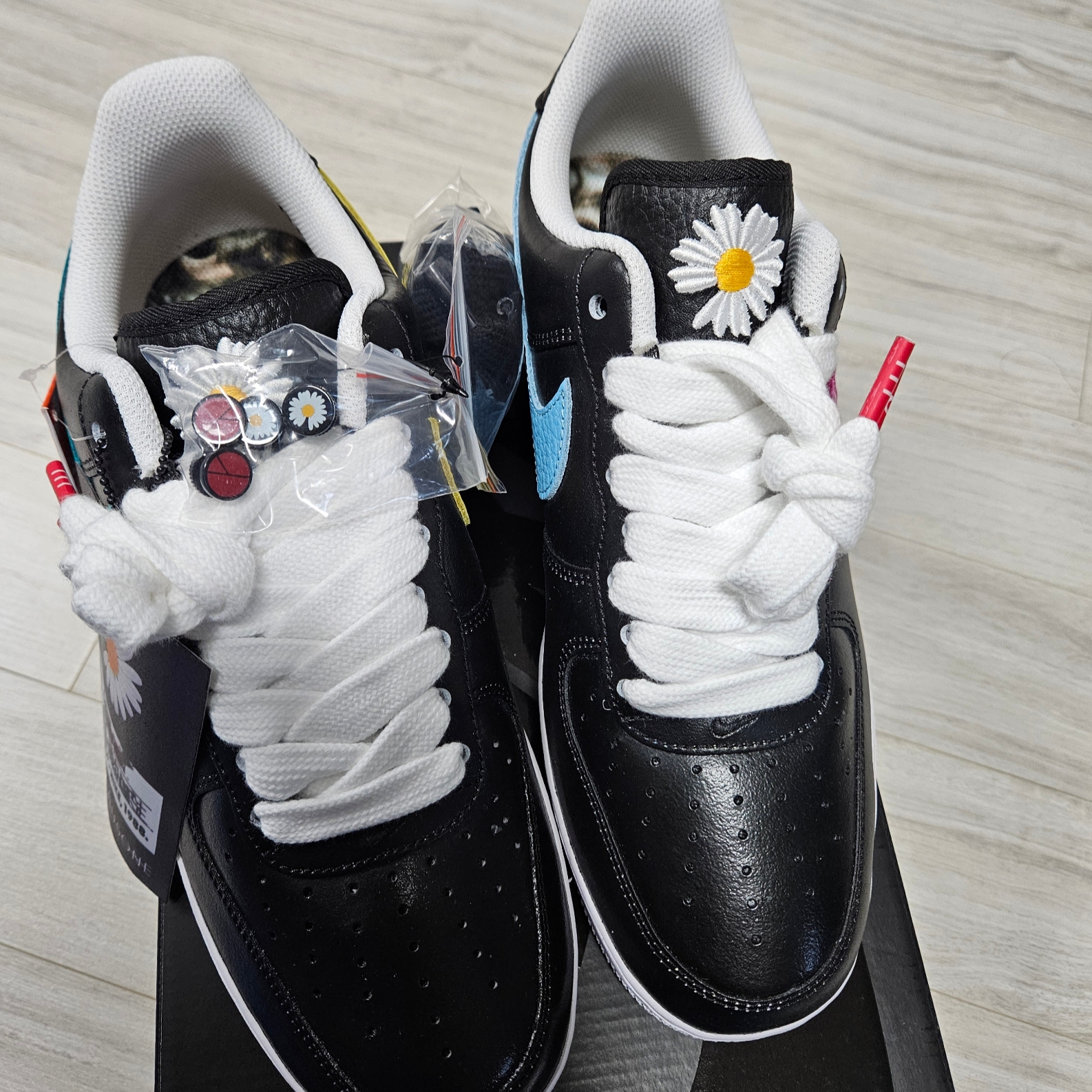 Nike x Peaceminusone Air Force 1 Low Para-Noise 3.0 Black and Multicolor 착용 스타일 - 9