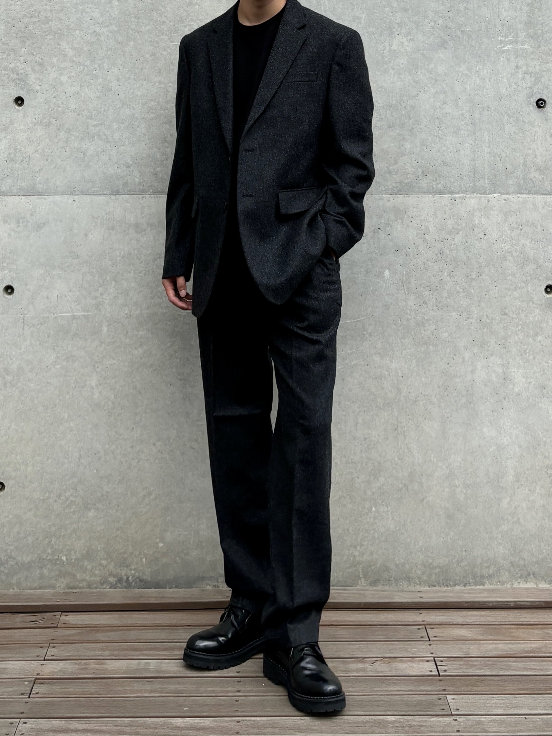 (W) Celine Triomphe Rangers Derby with Perforated Triomphe in Polished Bull Black 착용 스타일 - 4