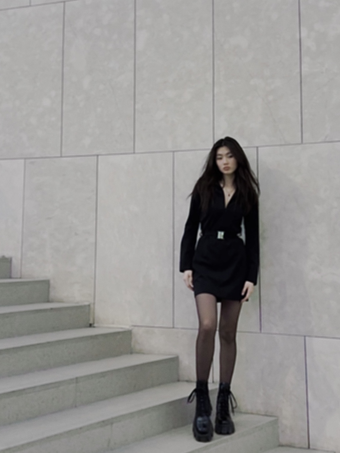 Prada Monolith Brushed Leather and Nylon Boots Black 착용 스타일 - 2