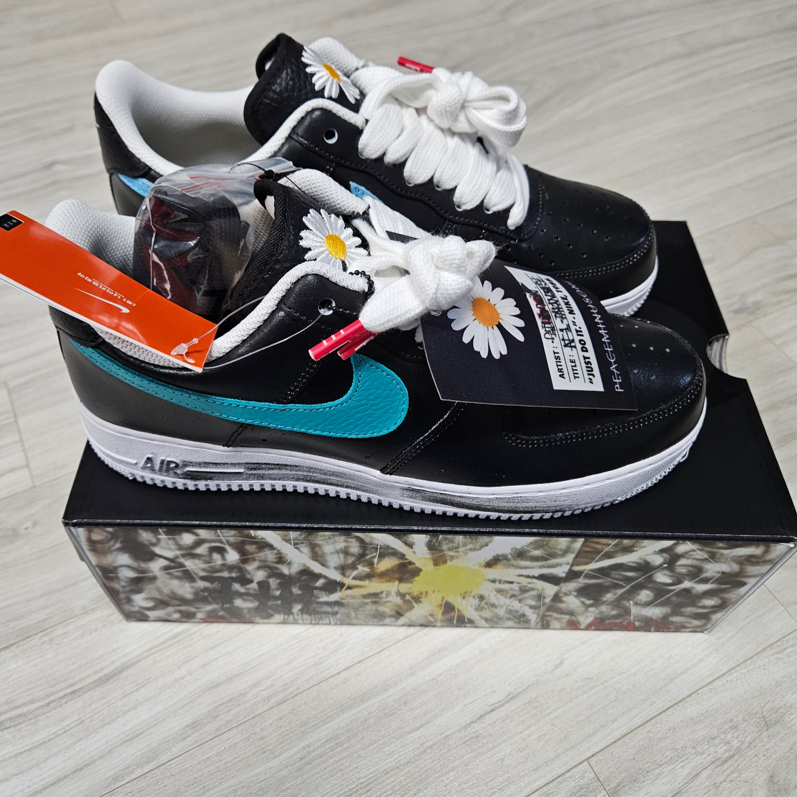 Nike x Peaceminusone Air Force 1 Low Para-Noise 3.0 Black and Multicolor 착용 스타일 - 5