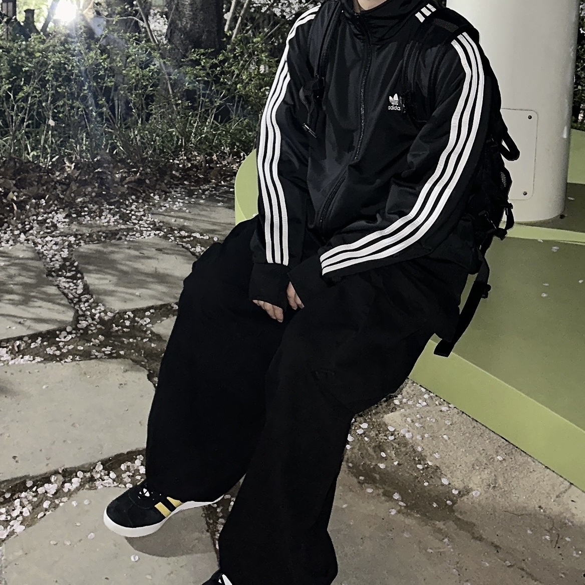 Adidas Adicolor Classics Firebird Track Top Black - KR Sizing, Adidas Gazelle Core Black Impact Yellow 착용 스타일 - 2