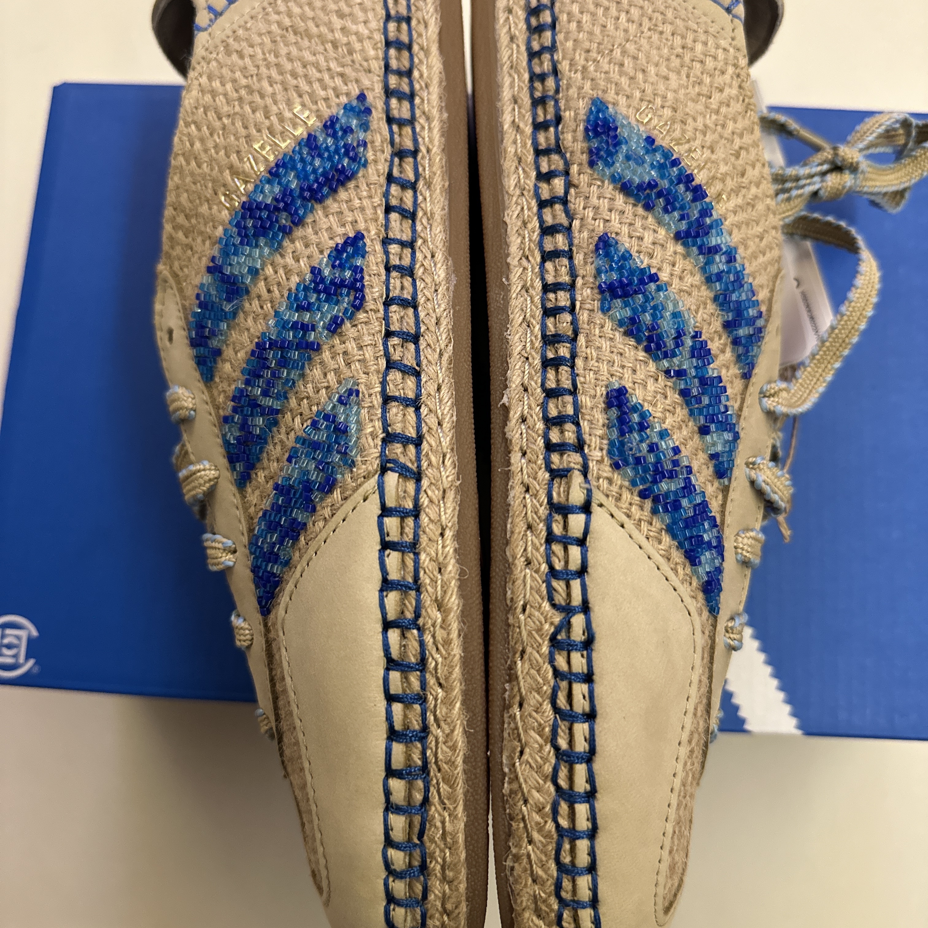 Adidas x Clot Gazelle Linen Khaki Light Blue 착용 스타일 - 9