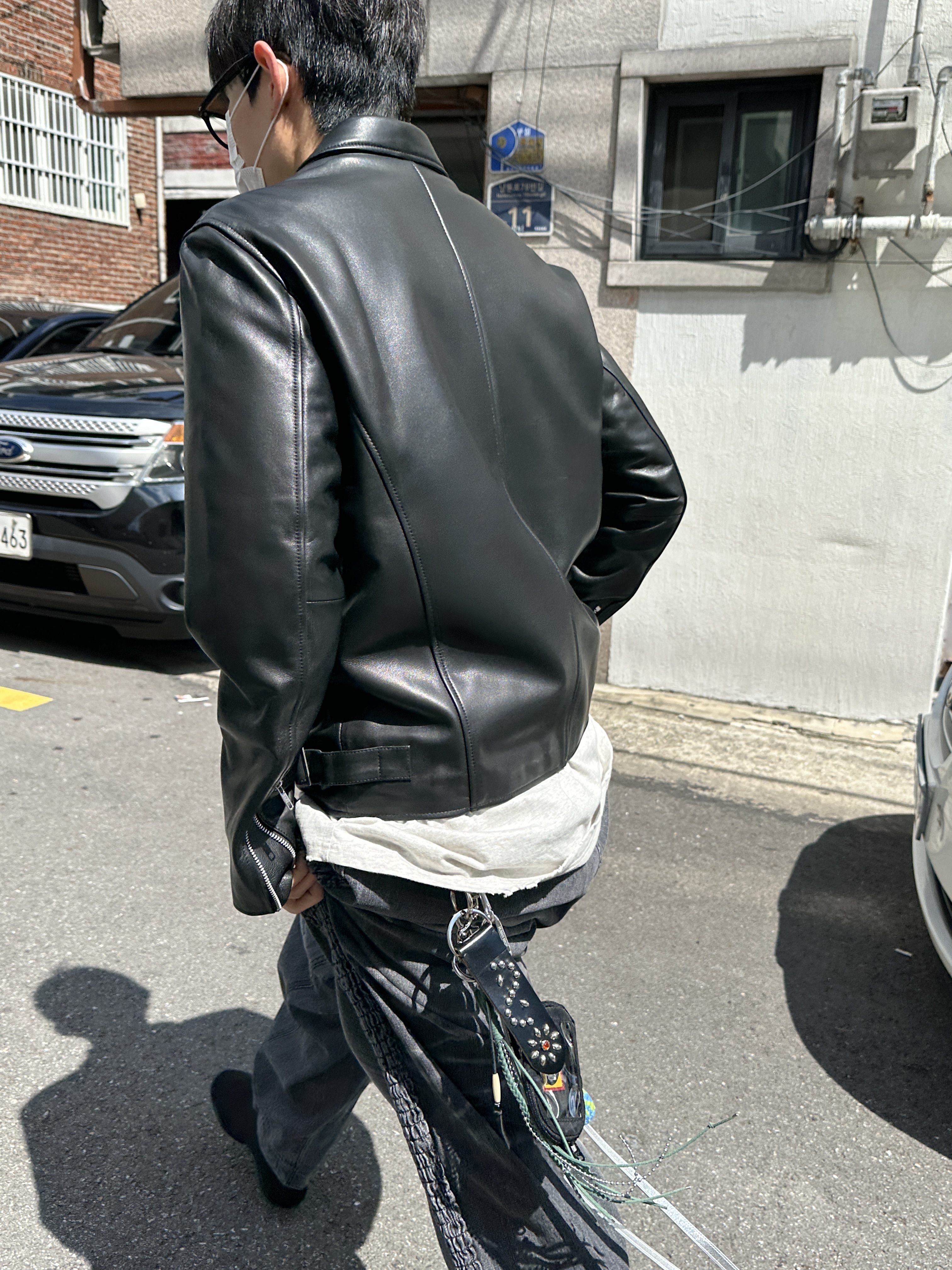 [KREAM 단독] Etce Smocking Baggy Jean Grey, Yeezy YZY Pods Black 착용 스타일 - 5