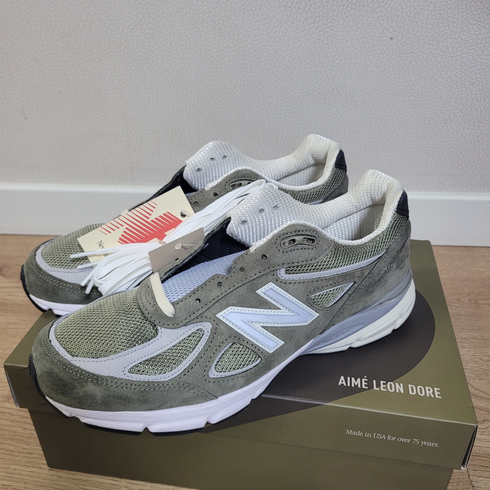New Balance x Aime Leon Dore 990v4 Made in USA True Camo Beige 착용 스타일