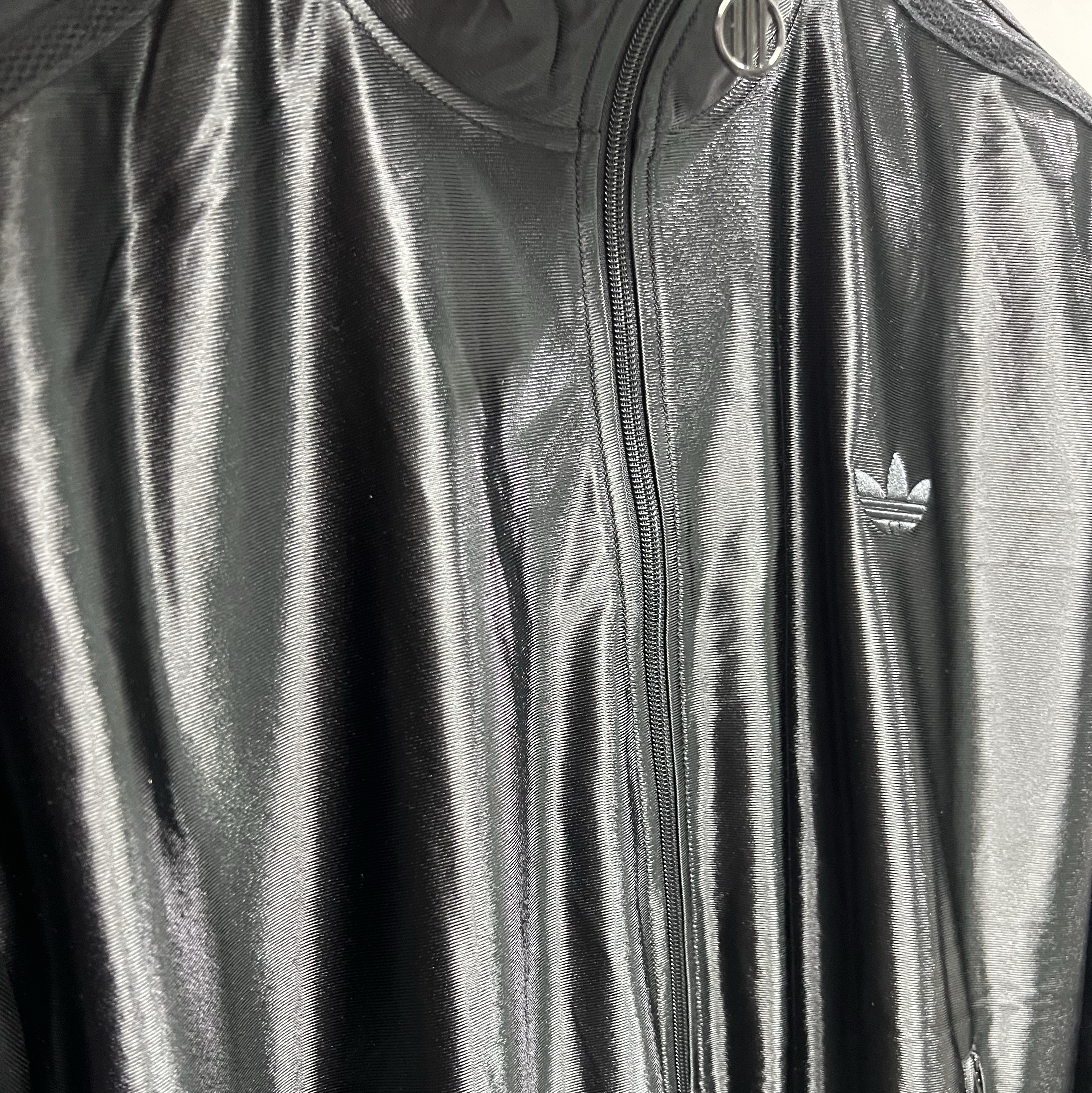 Adidas Q3 Oversized Track Top Black - KR Sizing 착용 스타일 - 4