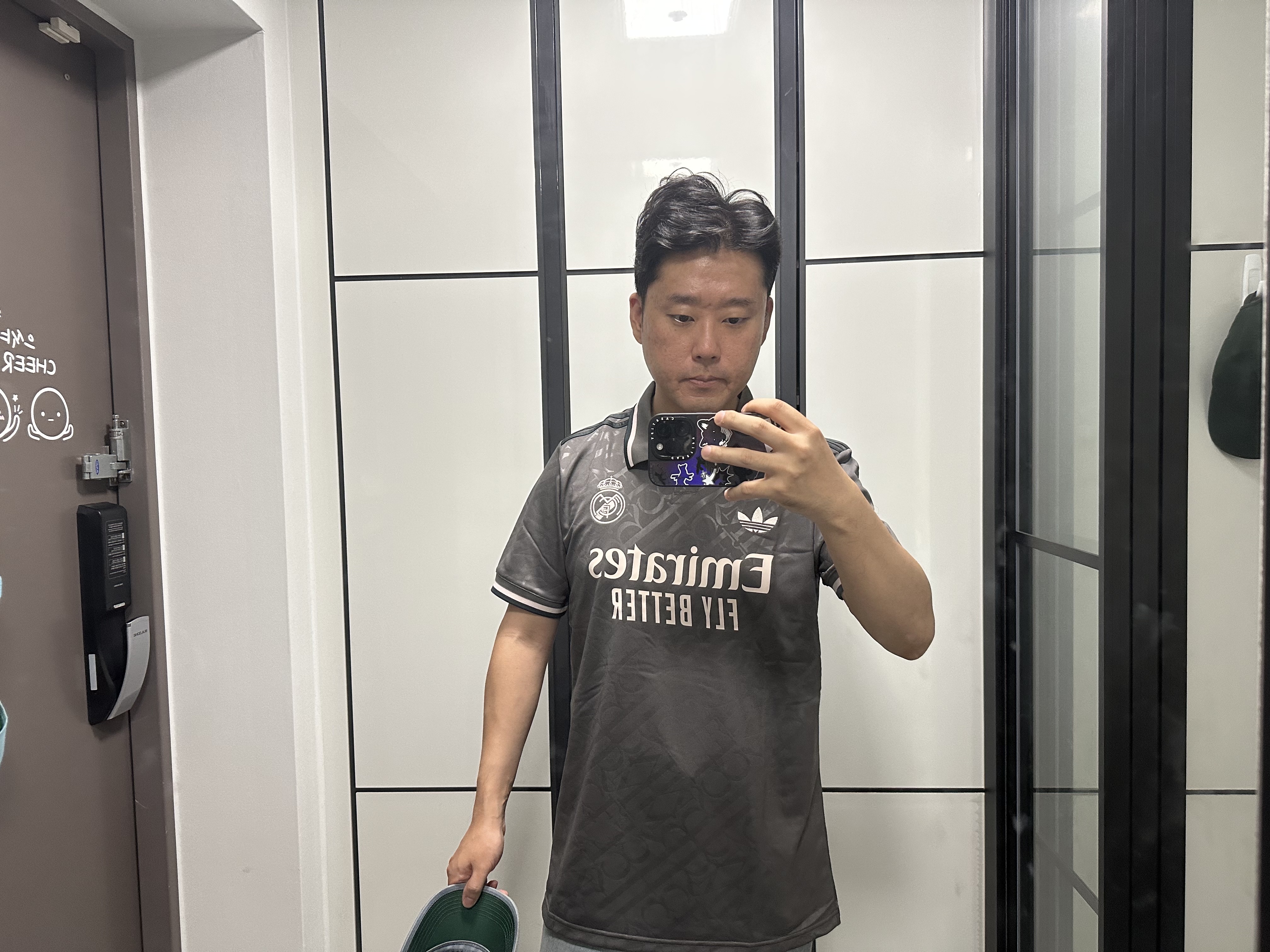 Adidas Real Madrid 2024/25 3rd Jersey Charcoal - KR Sizing (Non Marking Ver.) 착용 스타일