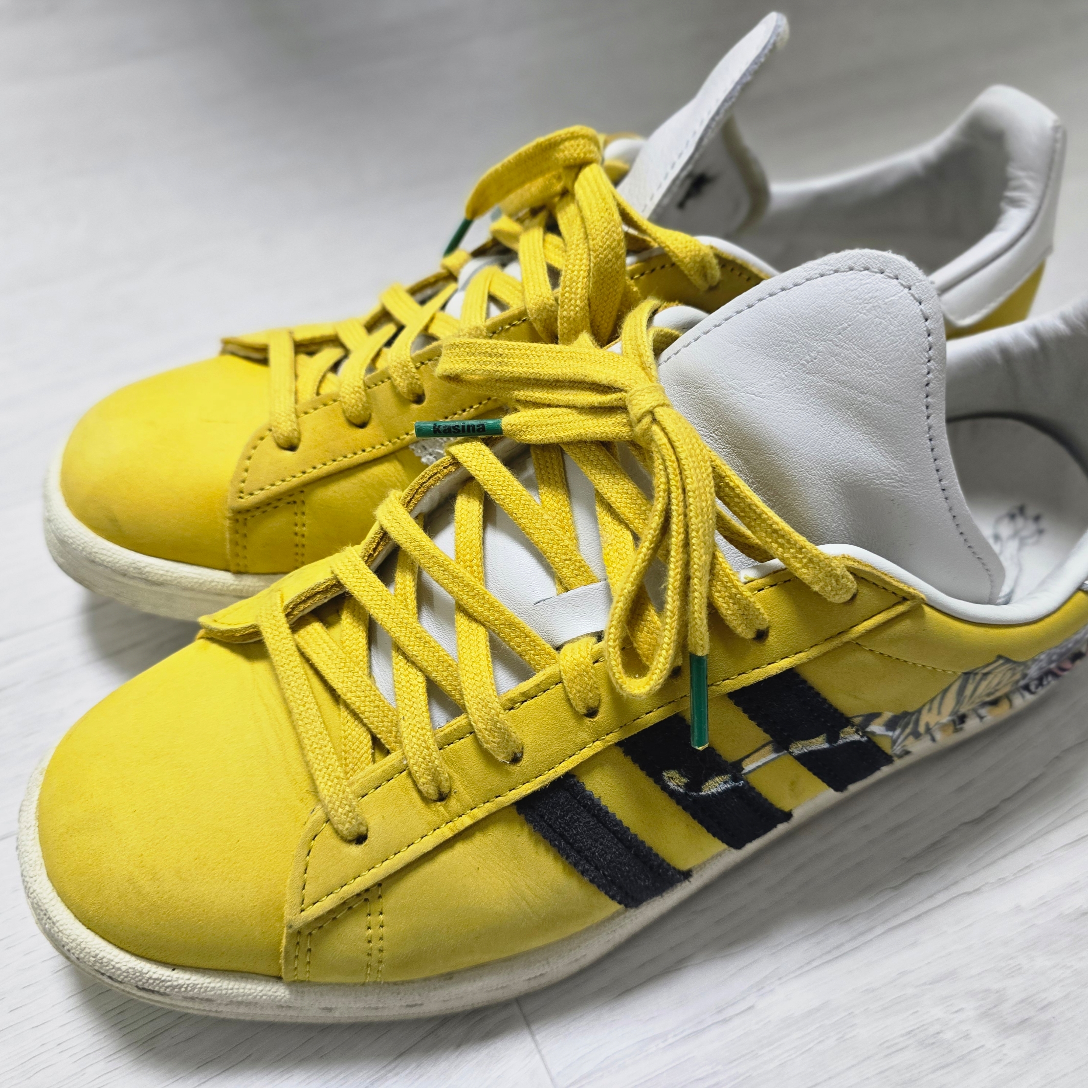 Adidas x Kasina x Kim Jung Gi Campus Hazy Yellow (Special Package) 착용 스타일 - 2
