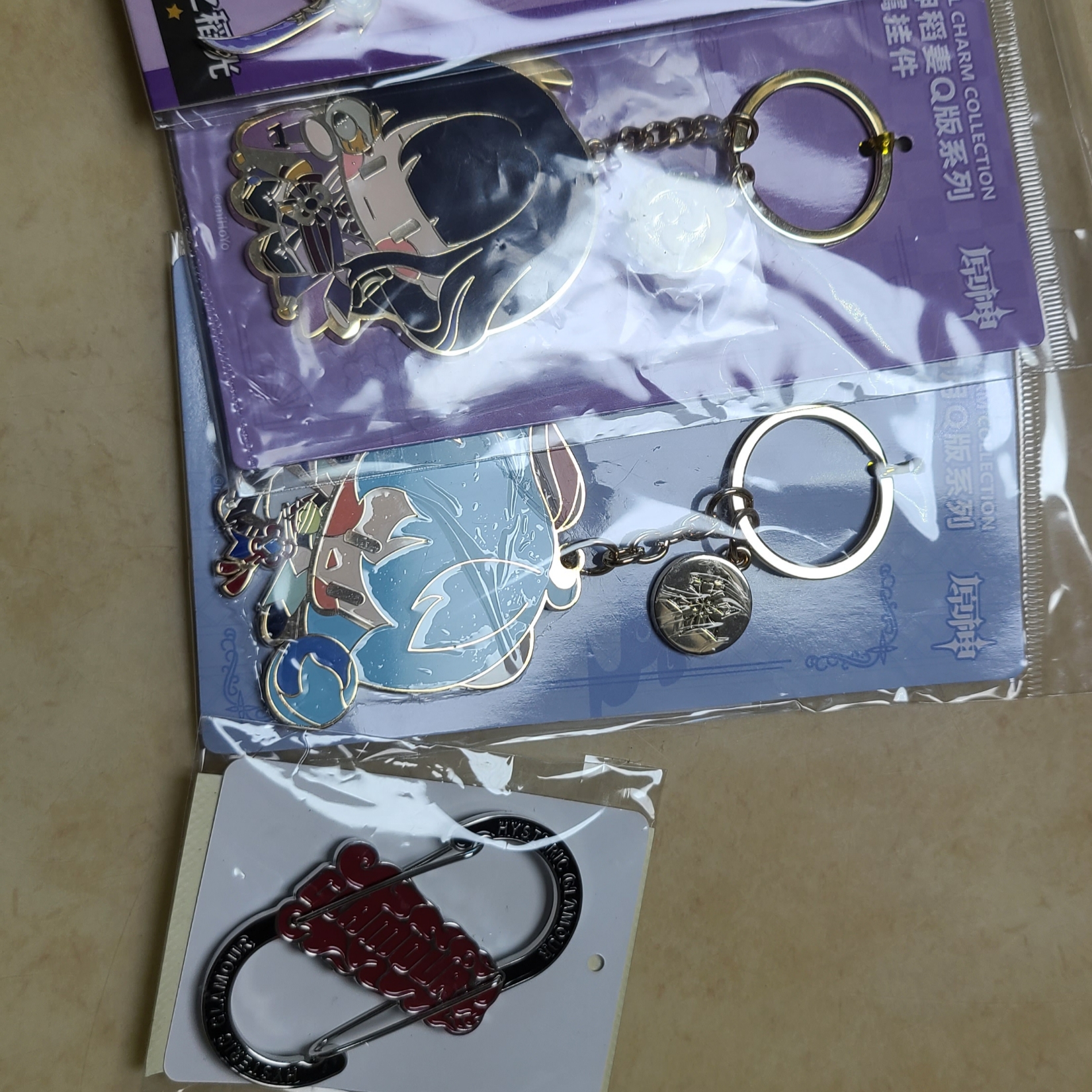 Hysteric Glamour Flame Logo Carabiner Keychain Black, Genshin Metal Keychain Chibi Character Raiden Shogun 착용 스타일 - 2
