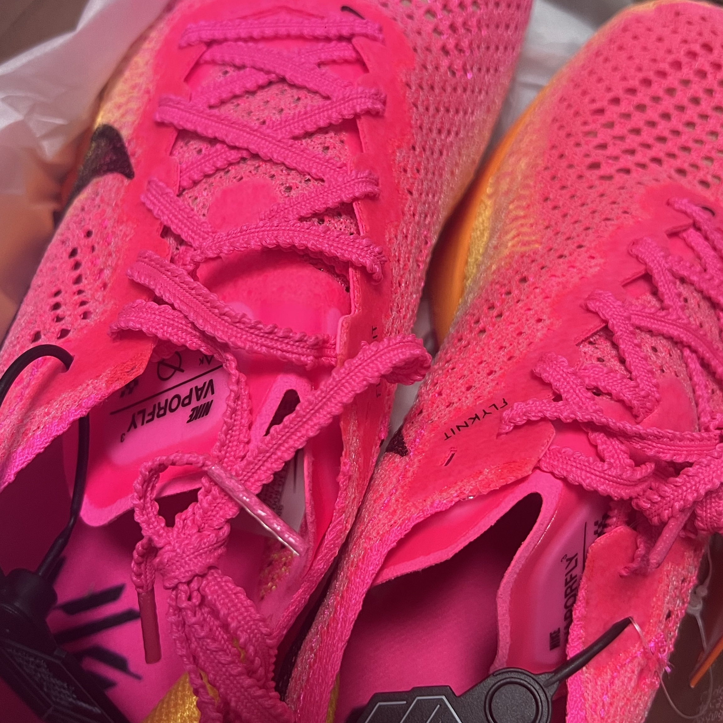 (W) Nike ZoomX Vaporfly Next% 3 Hyper Pink Laser Orange 착용 스타일